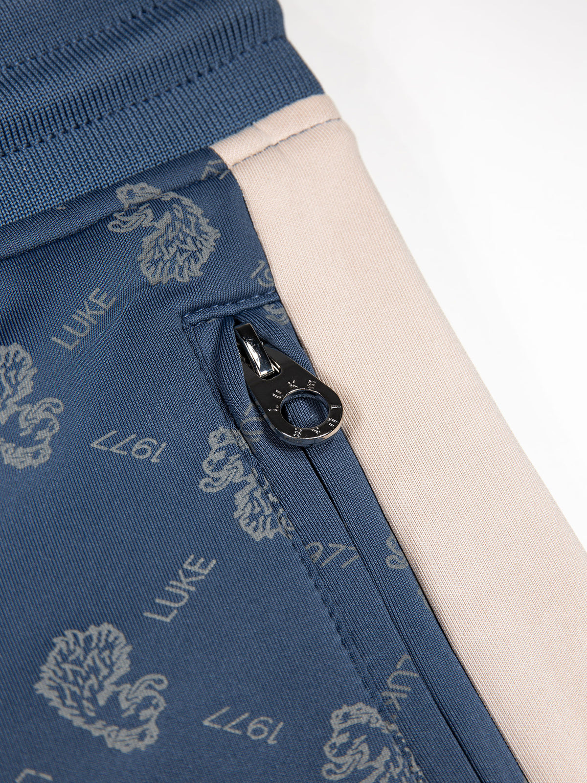 BOY SEMTEX OVERPRINT SHORTS