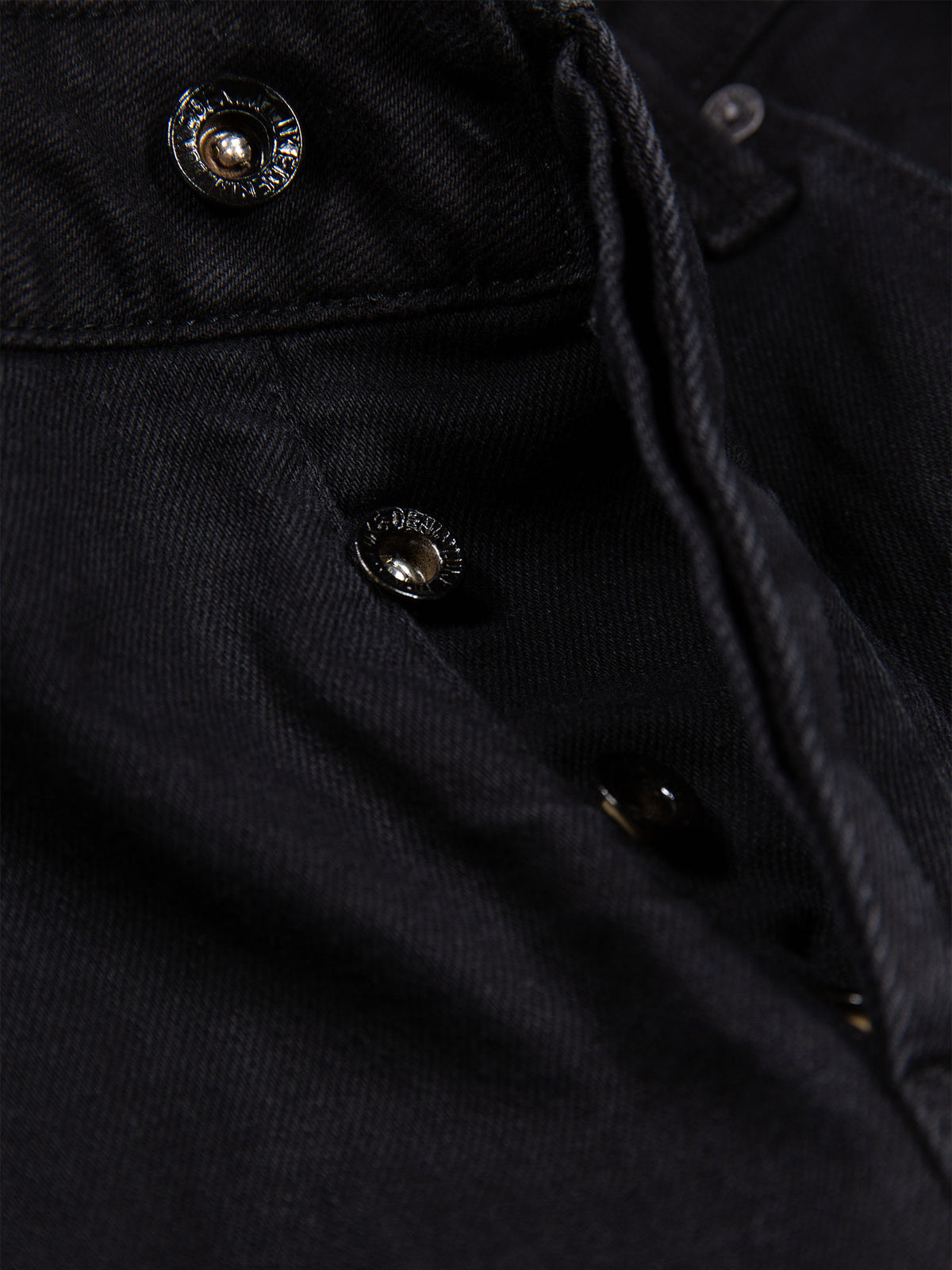 SHORT EDWARD BLACK DENIM SHORTS