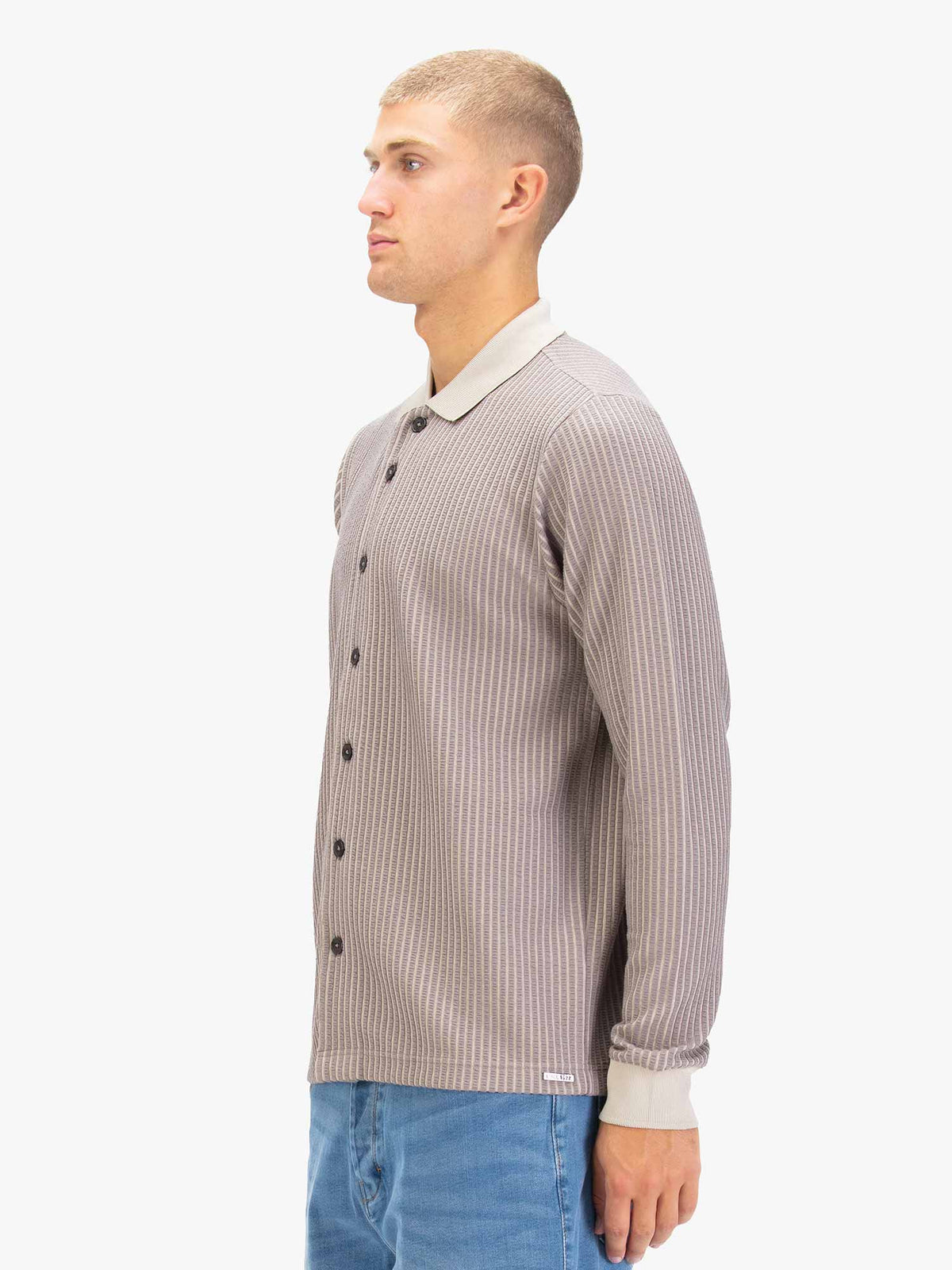 Men's brown polo shirt with polo collar.