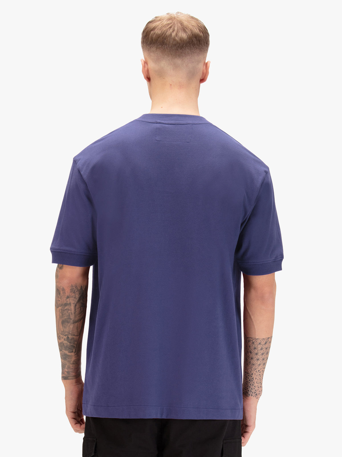 WHO WEARS THE T-SHIRT