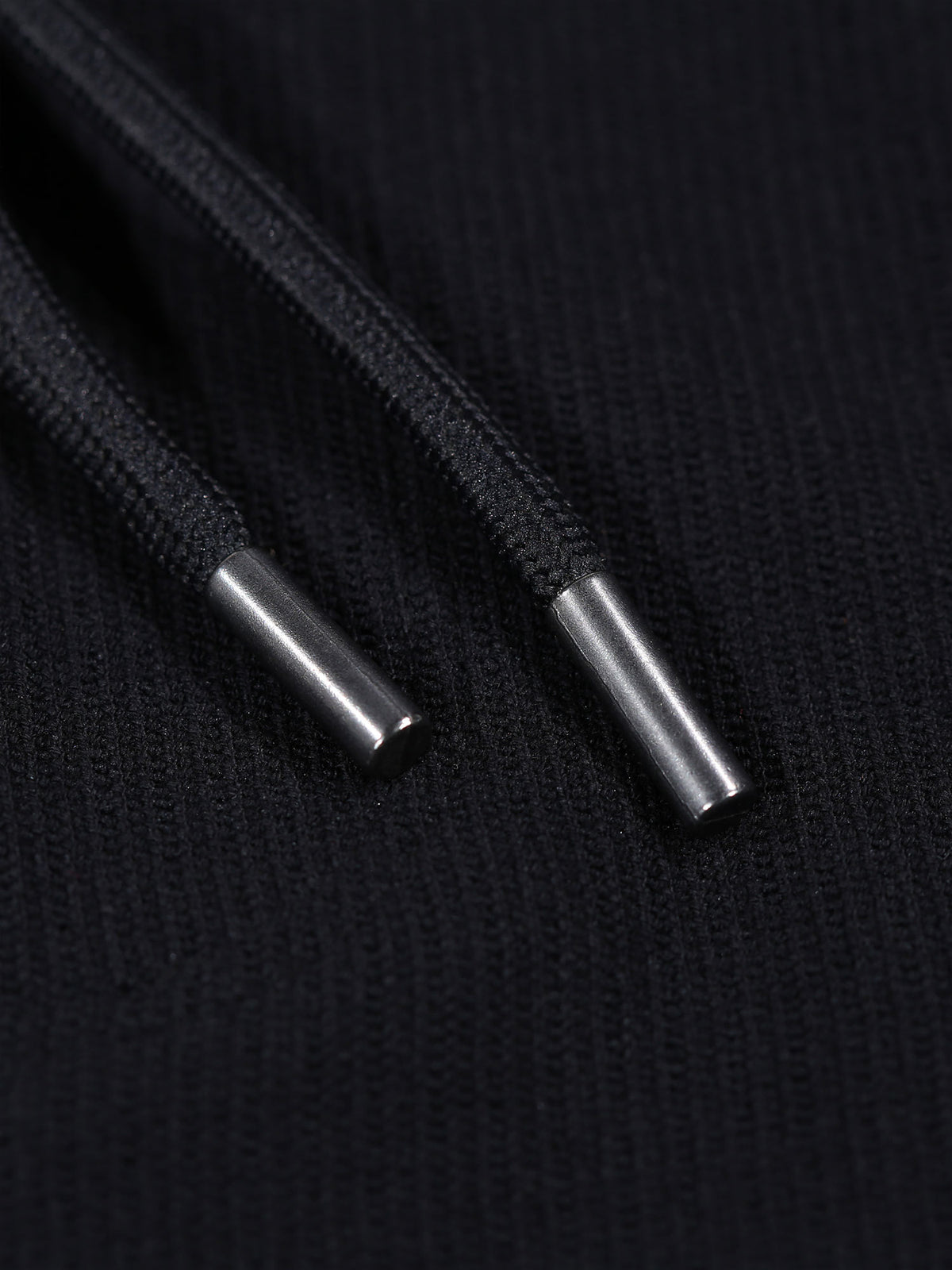 LAKI TEXTURED SHORTS