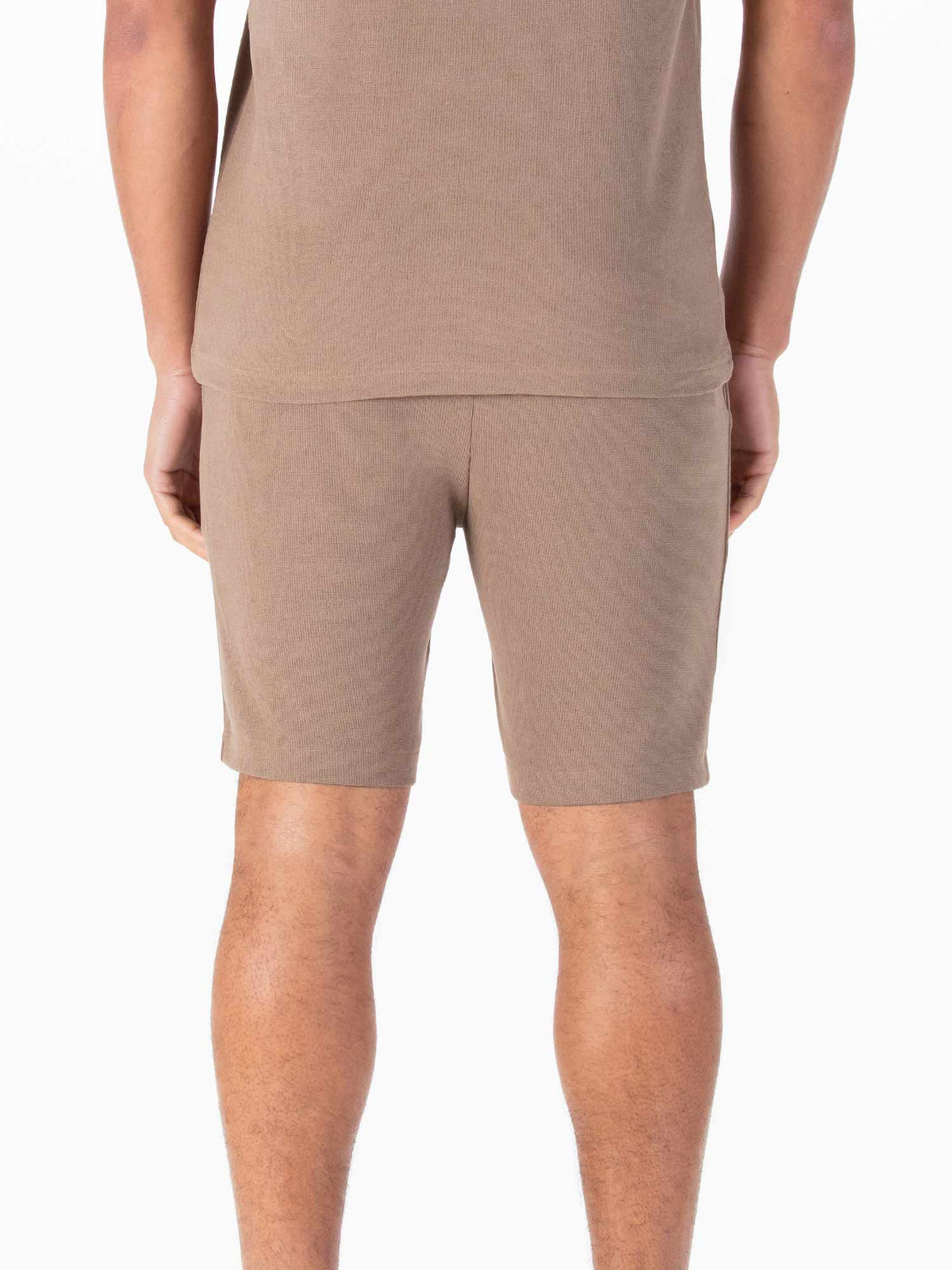 LAKI TEXTURED SHORTS