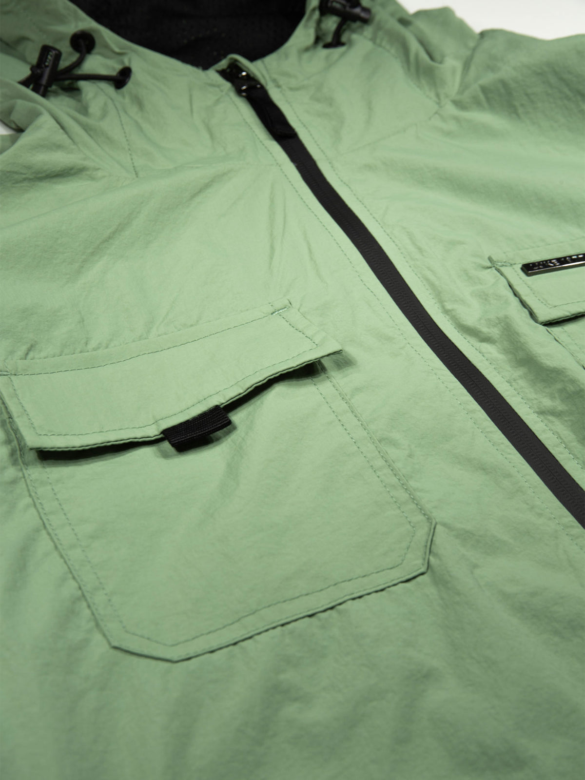 DENVER CRINKLED NYLON HOODED JACKET