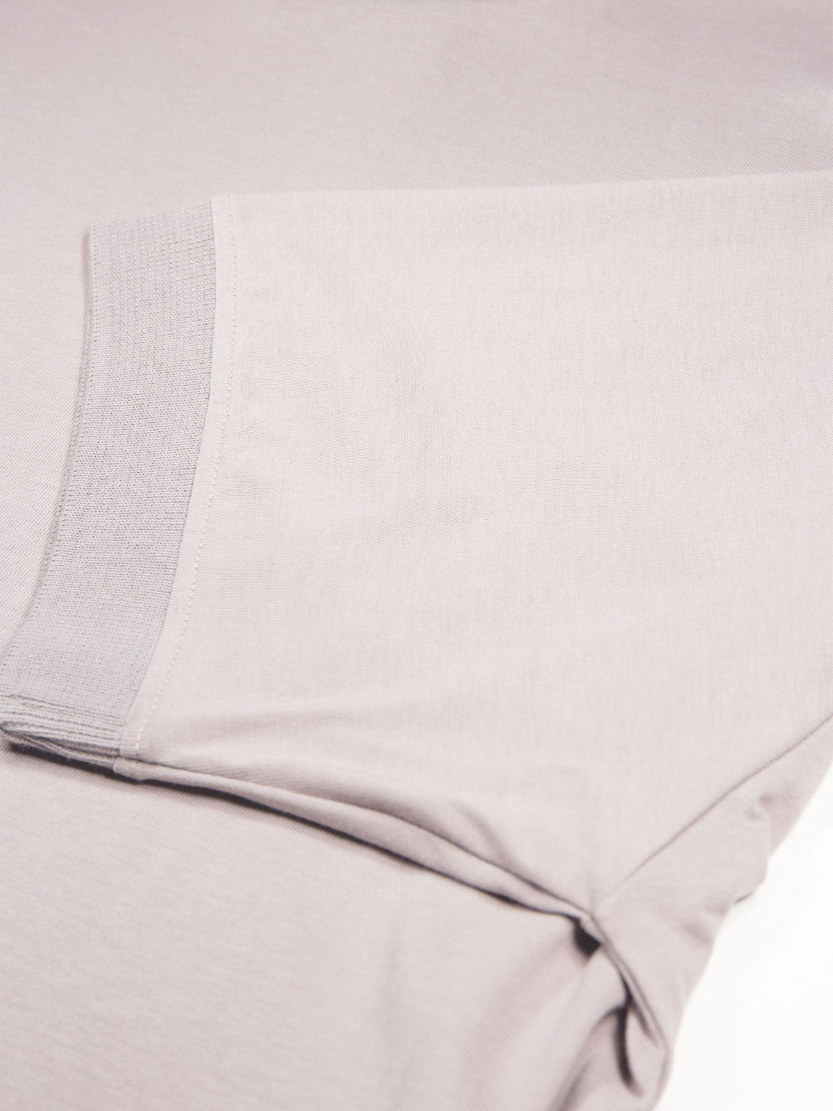 Men's grey t-shirt with crew neck and short sleeves - detail view 2.