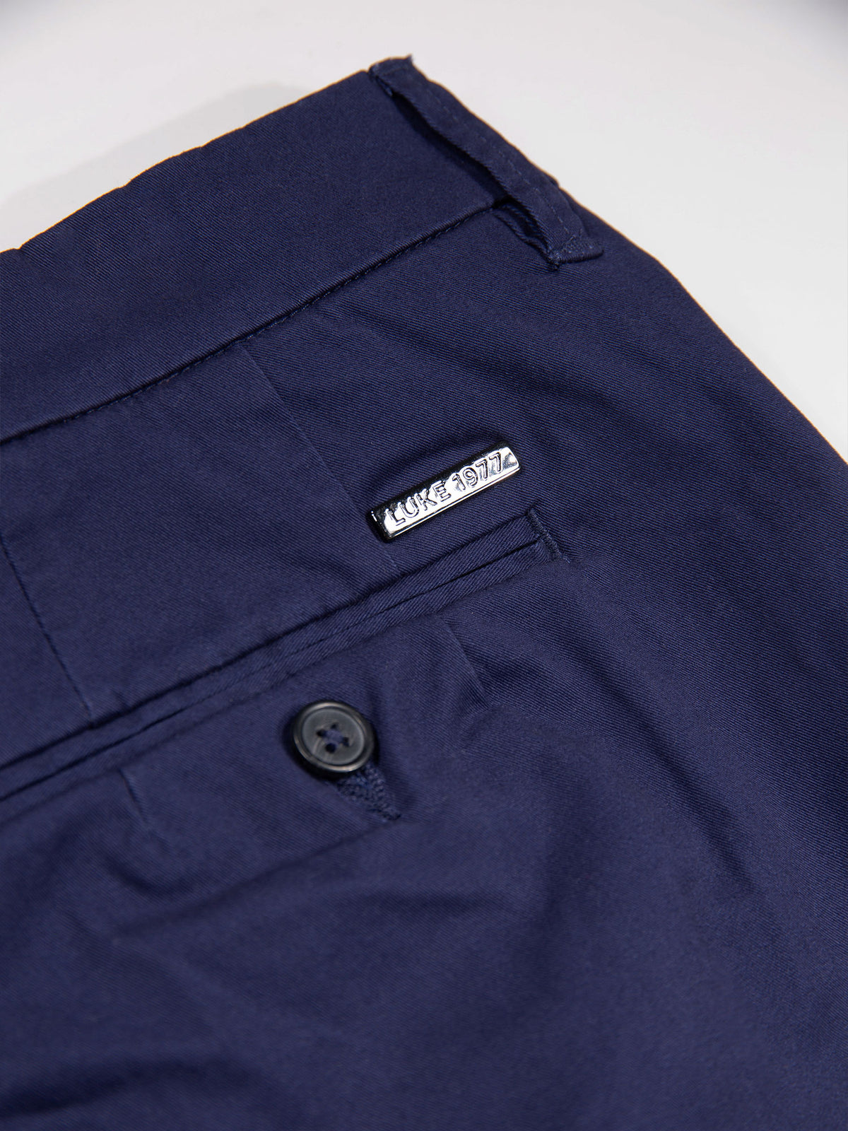 CRANTOCK TAPERED CHINO TROUSERS