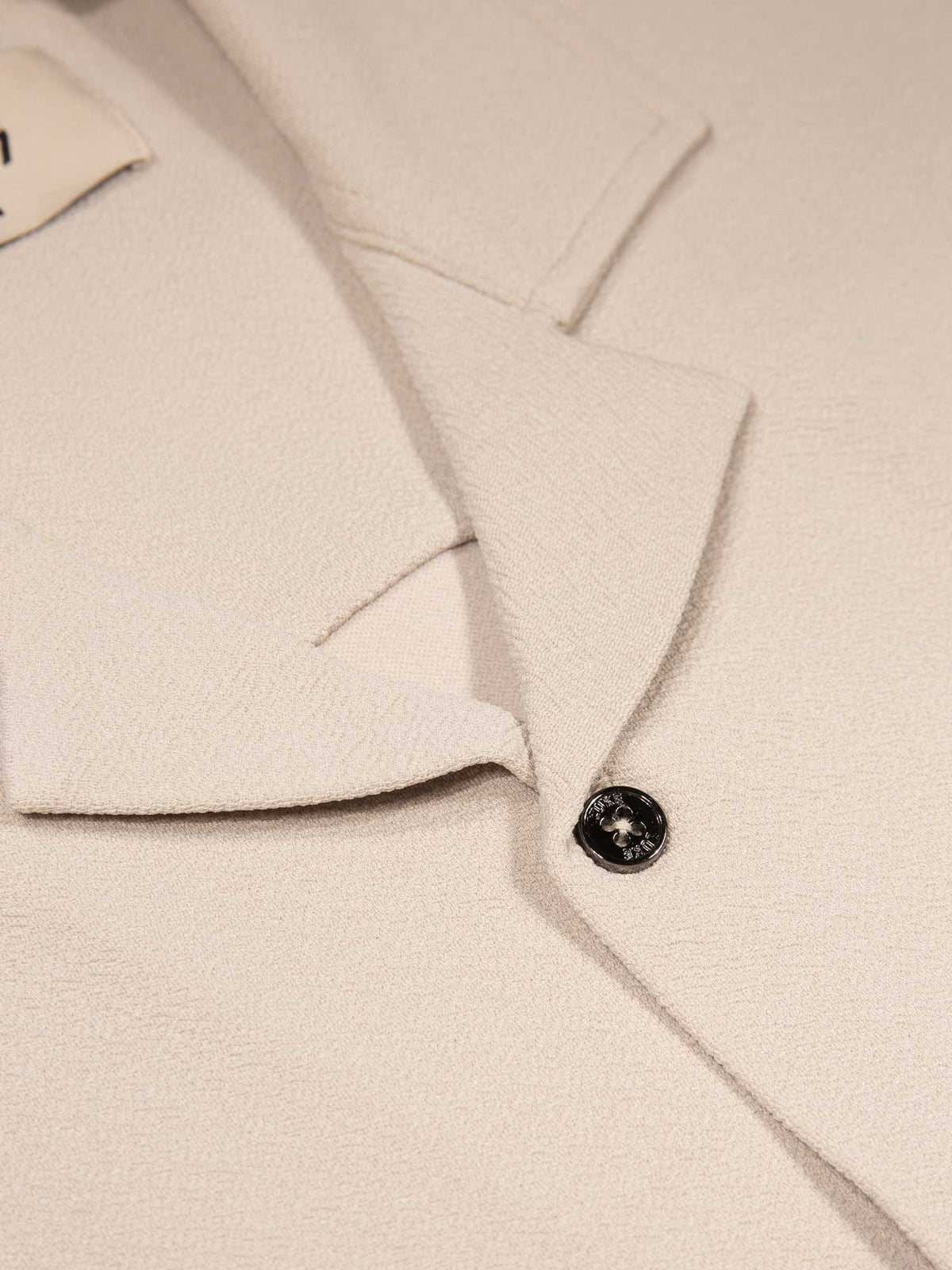 Men's beige shirt with Cuban collar and button-up front, detail view 2