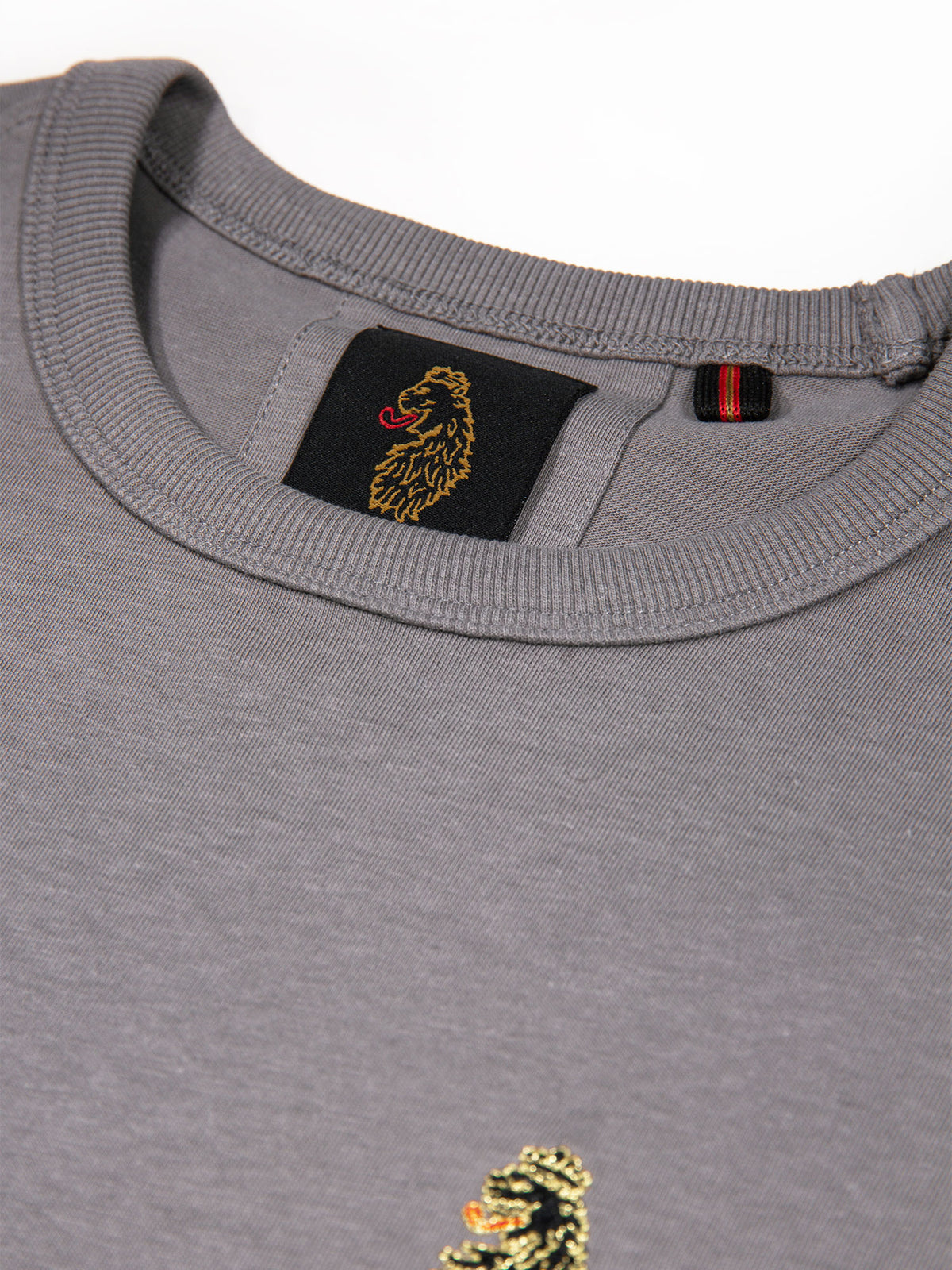 Men's grey t-shirt with crew neck and short sleeves, detail view 1