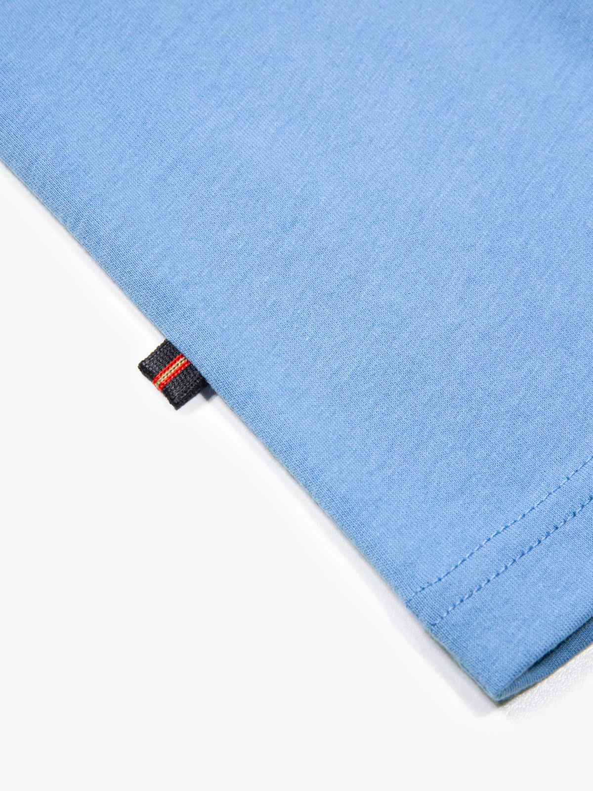 Men's blue t-shirt with crew neck and short sleeves, detail view 3
