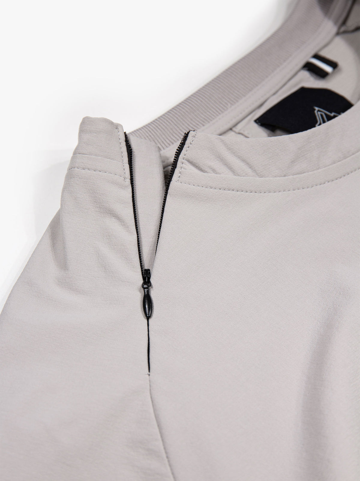 INTROD CREW SWEATSHIRT