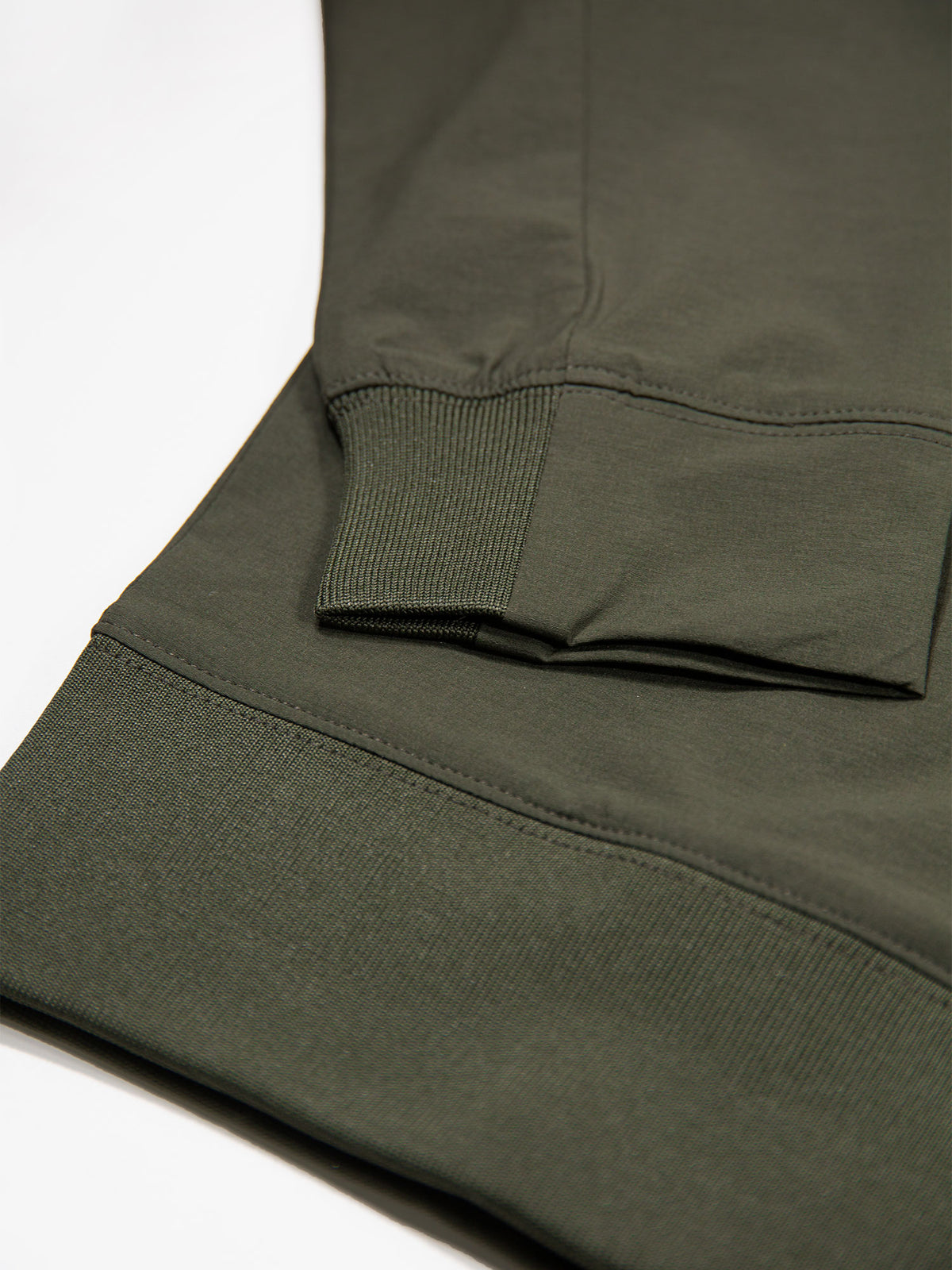 COGNE QUARTER ZIP SWEATSHIRT