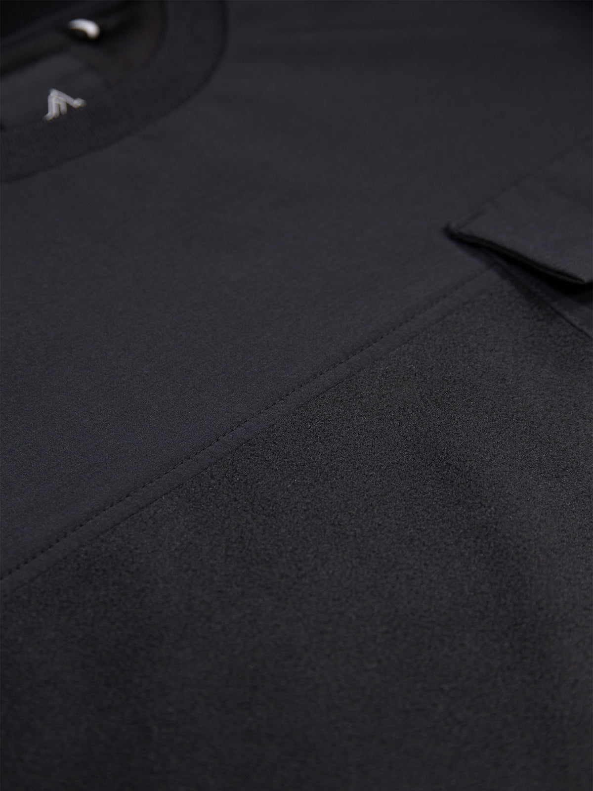Men's black sweatshirt.