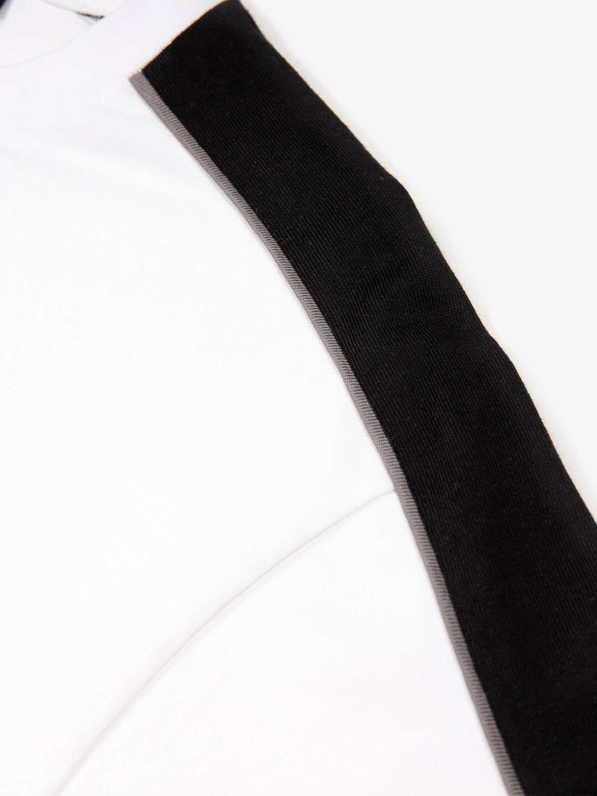 Ciruella 2500 T-Shirt - White