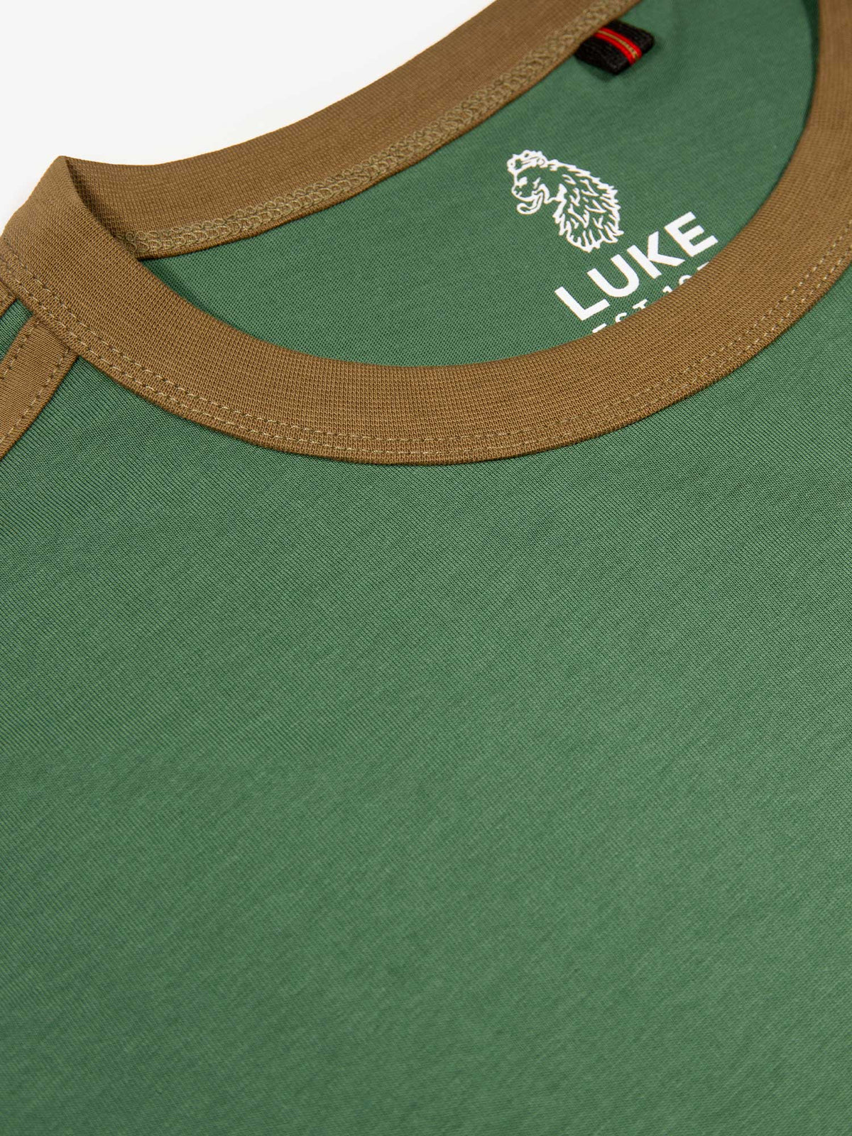 Men's green t-shirt with crew neck and short sleeves, detail view 3
