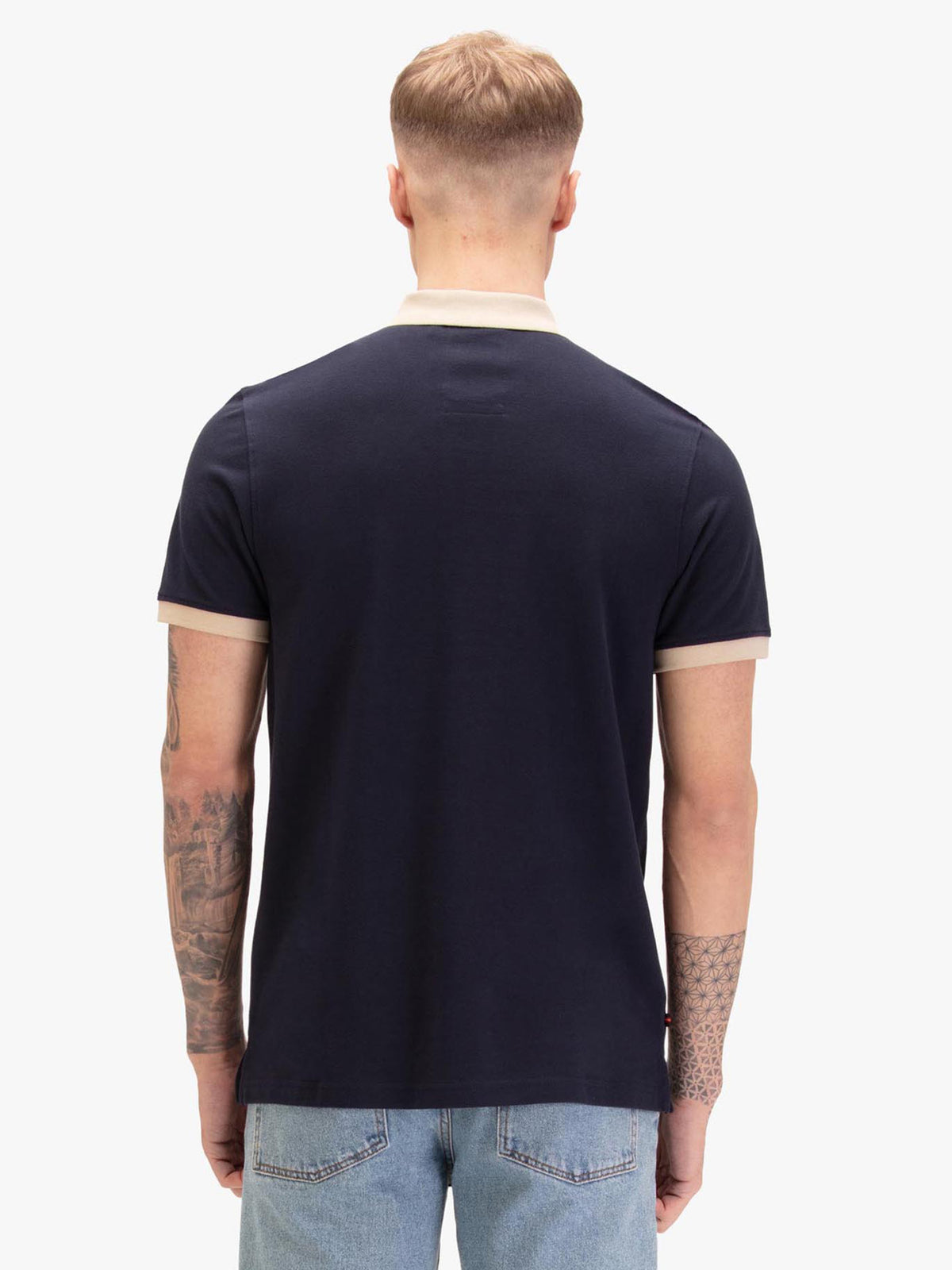 Men's navy polo shirt with polo collar, detail view 1