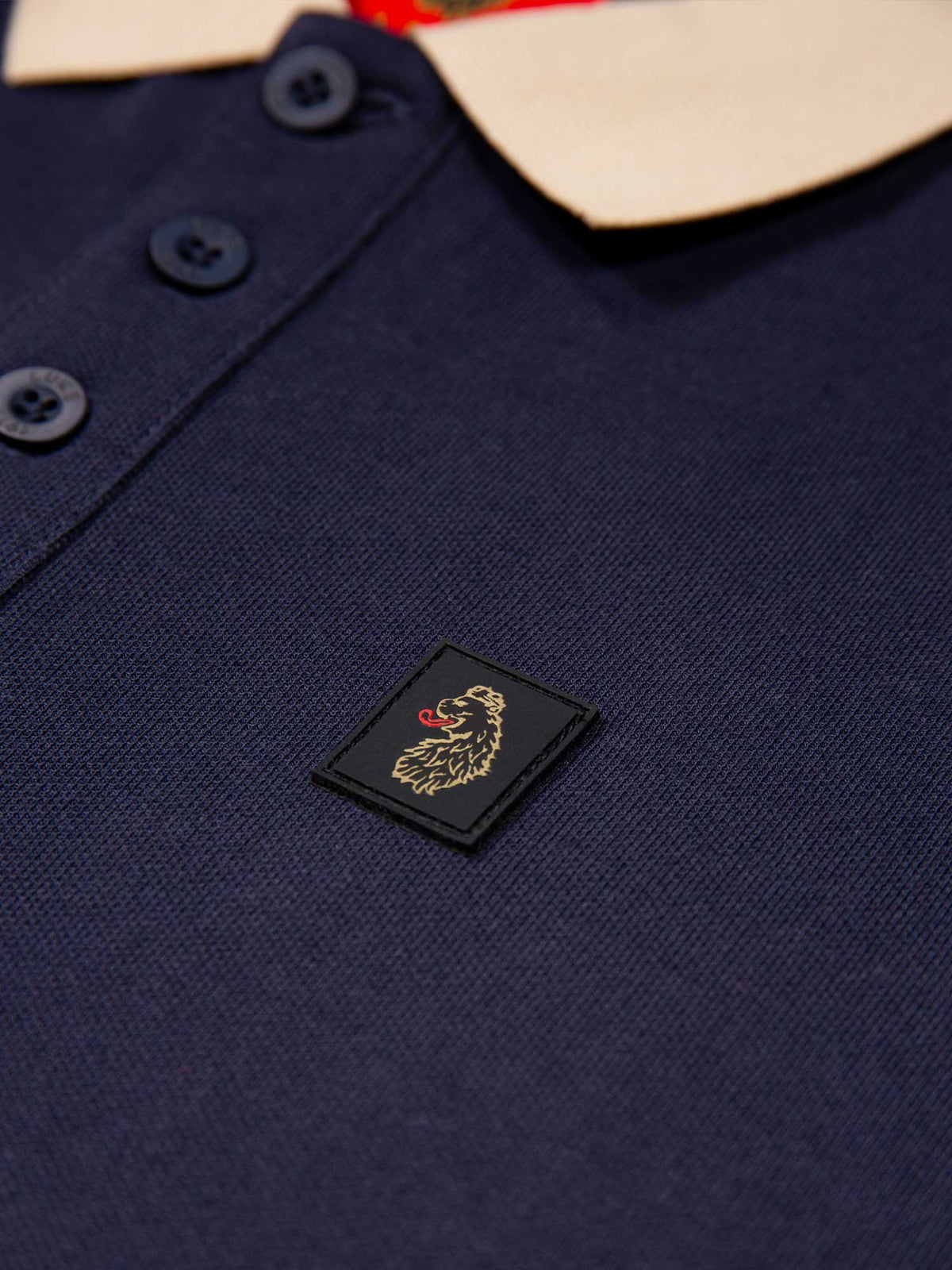 Men's navy polo shirt with polo collar, detail view 3