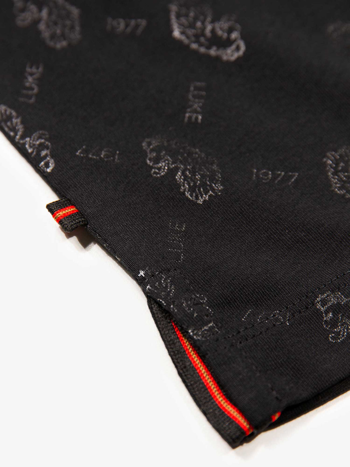 Men's black polo shirt with polo collar, detail view 3