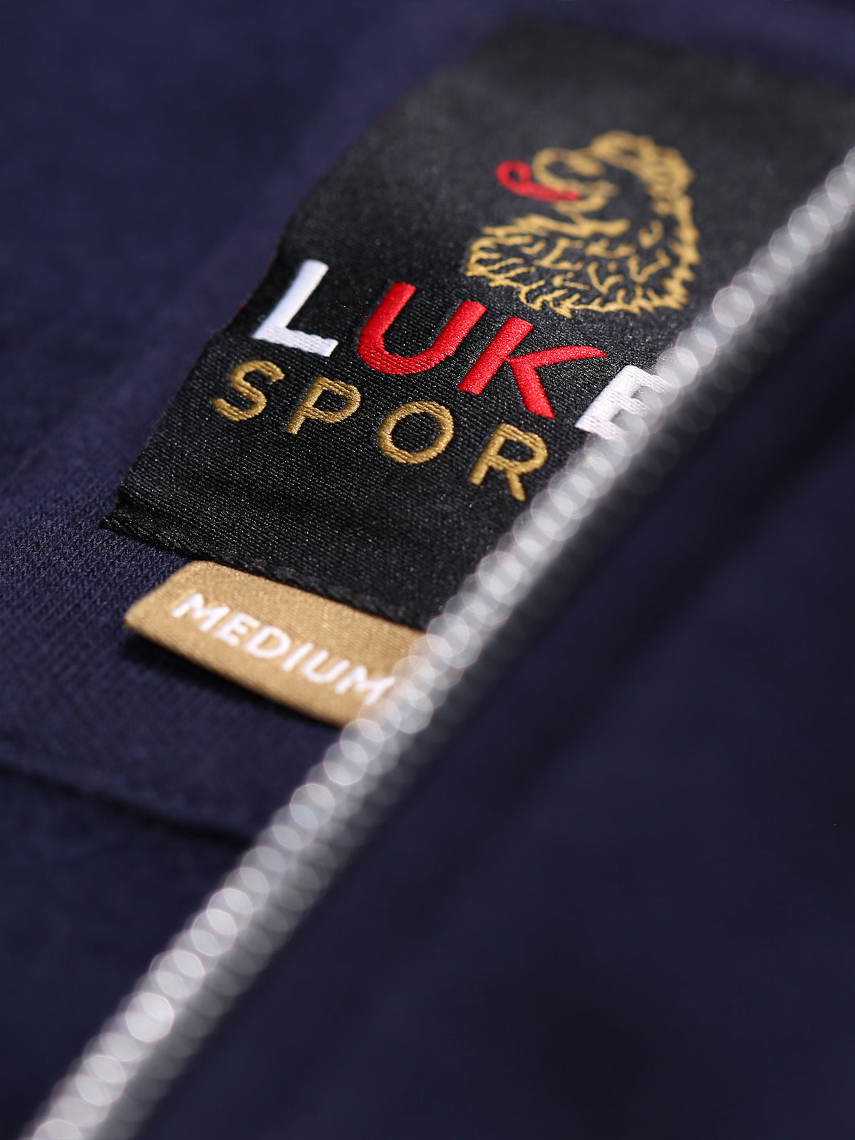 Men's navy sweatshirt.