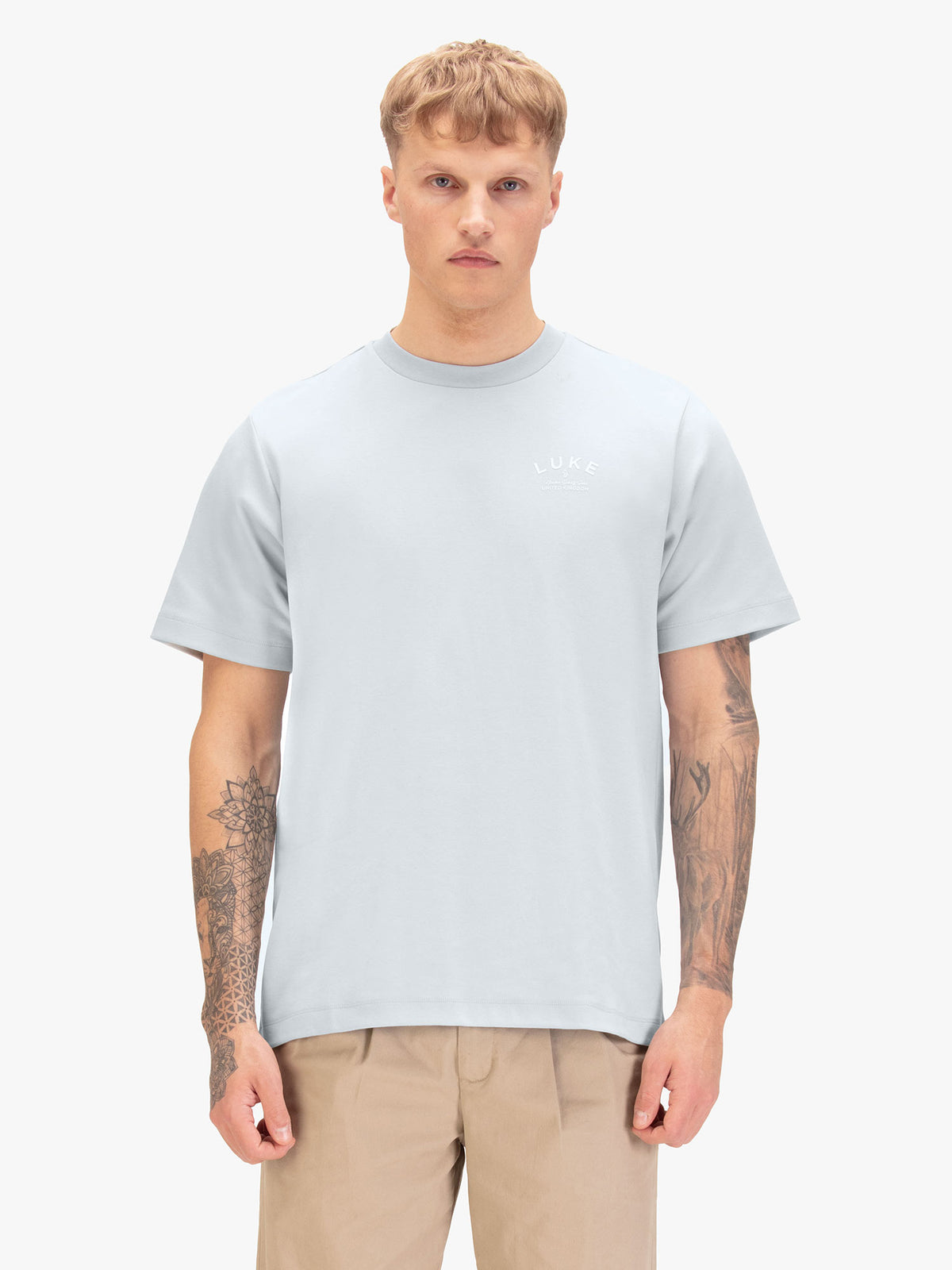 Men's relaxed-fit blue t-shirt with crew neck and short sleeves, front view