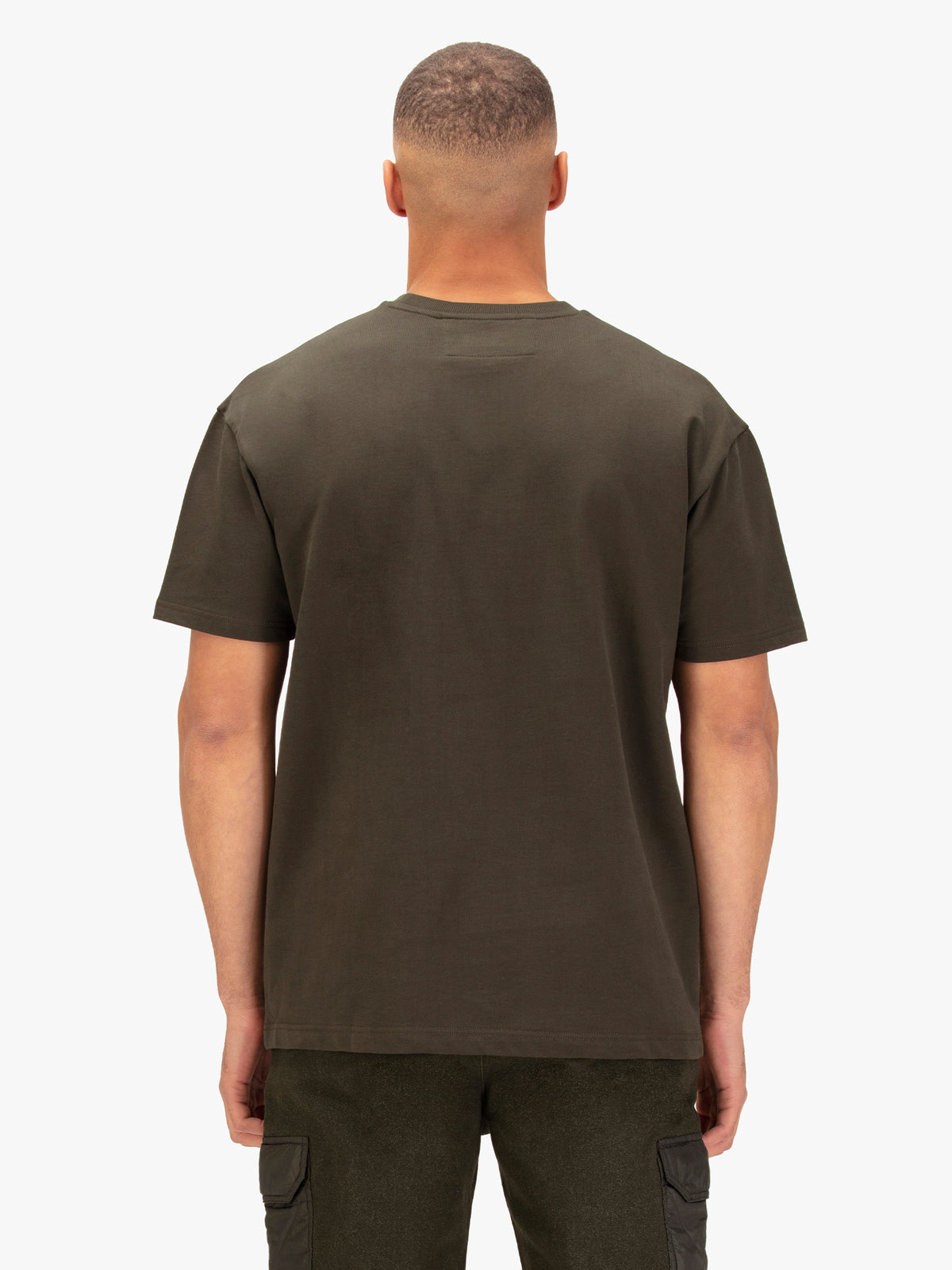 Men's green t-shirt with crew neck and short sleeves.