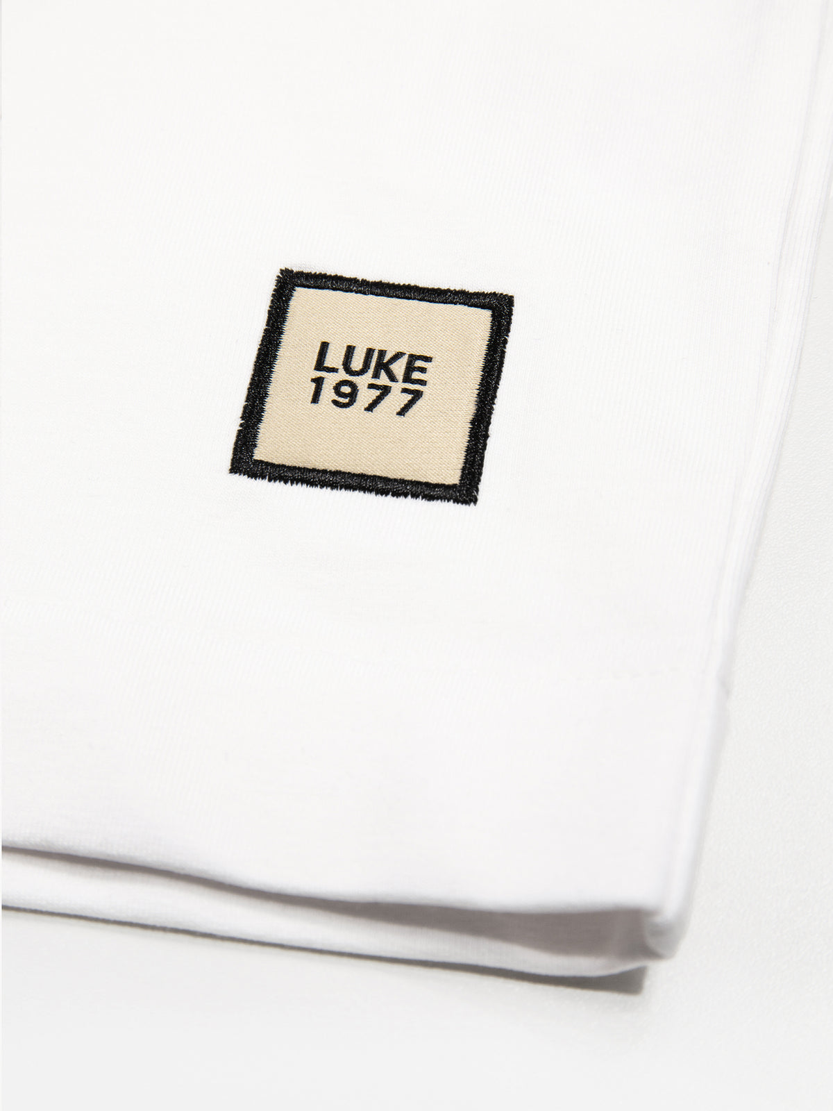 Men's white t-shirt with crew neck and short sleeves - detail view 2.
