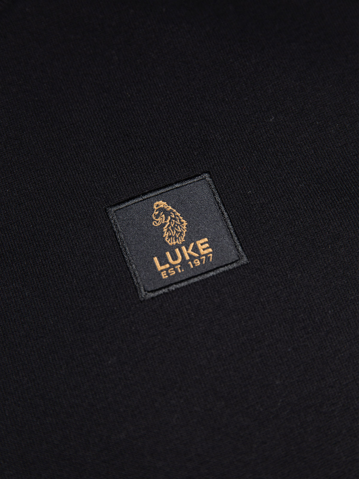 MASSACHUSETTS 1000 TAPE DETAIL SWEATSHIRT