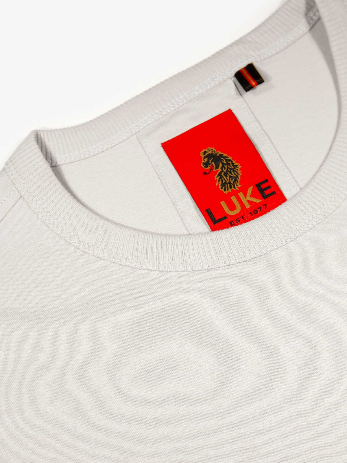 Men's grey t-shirt with crew neck and short sleeves, detail view 1