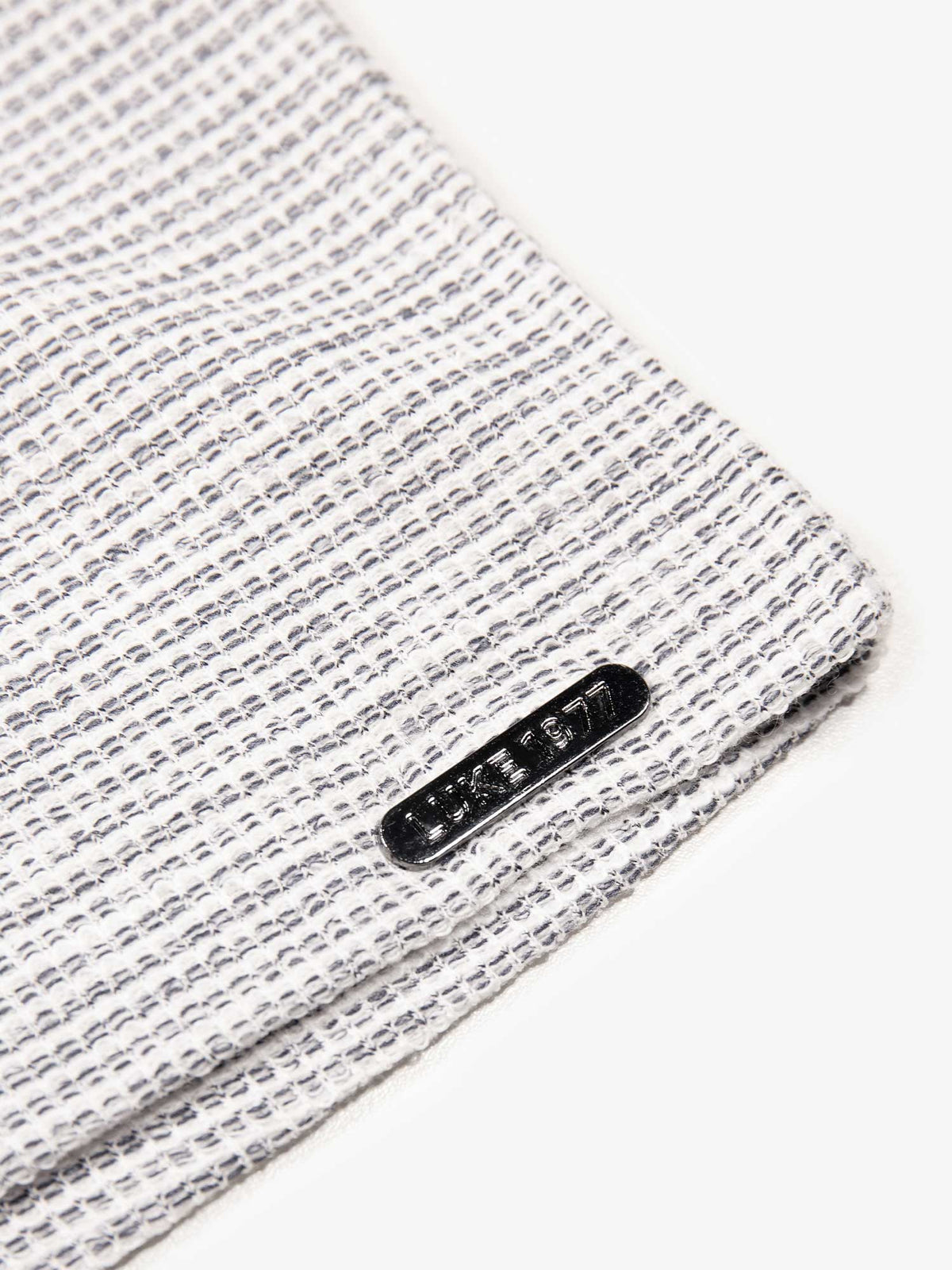 Men's grey shorts with drawstring waistband, detail view 3