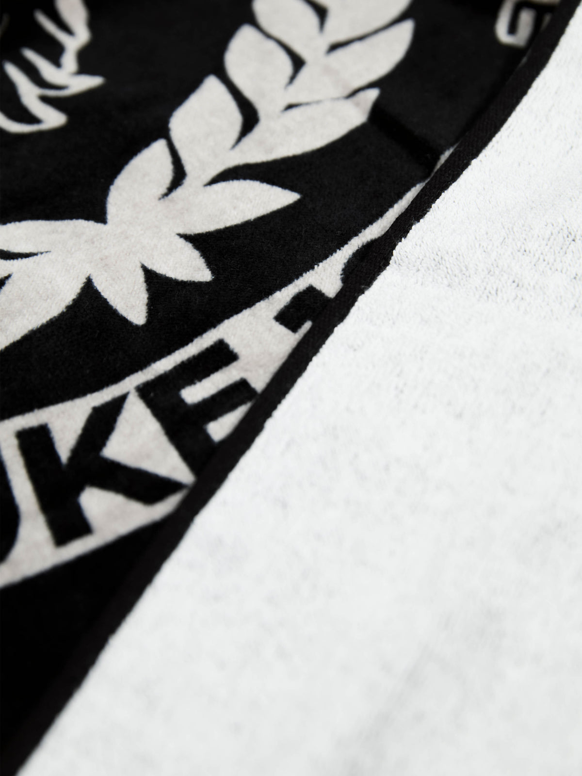 TRIBUTE TOWEL