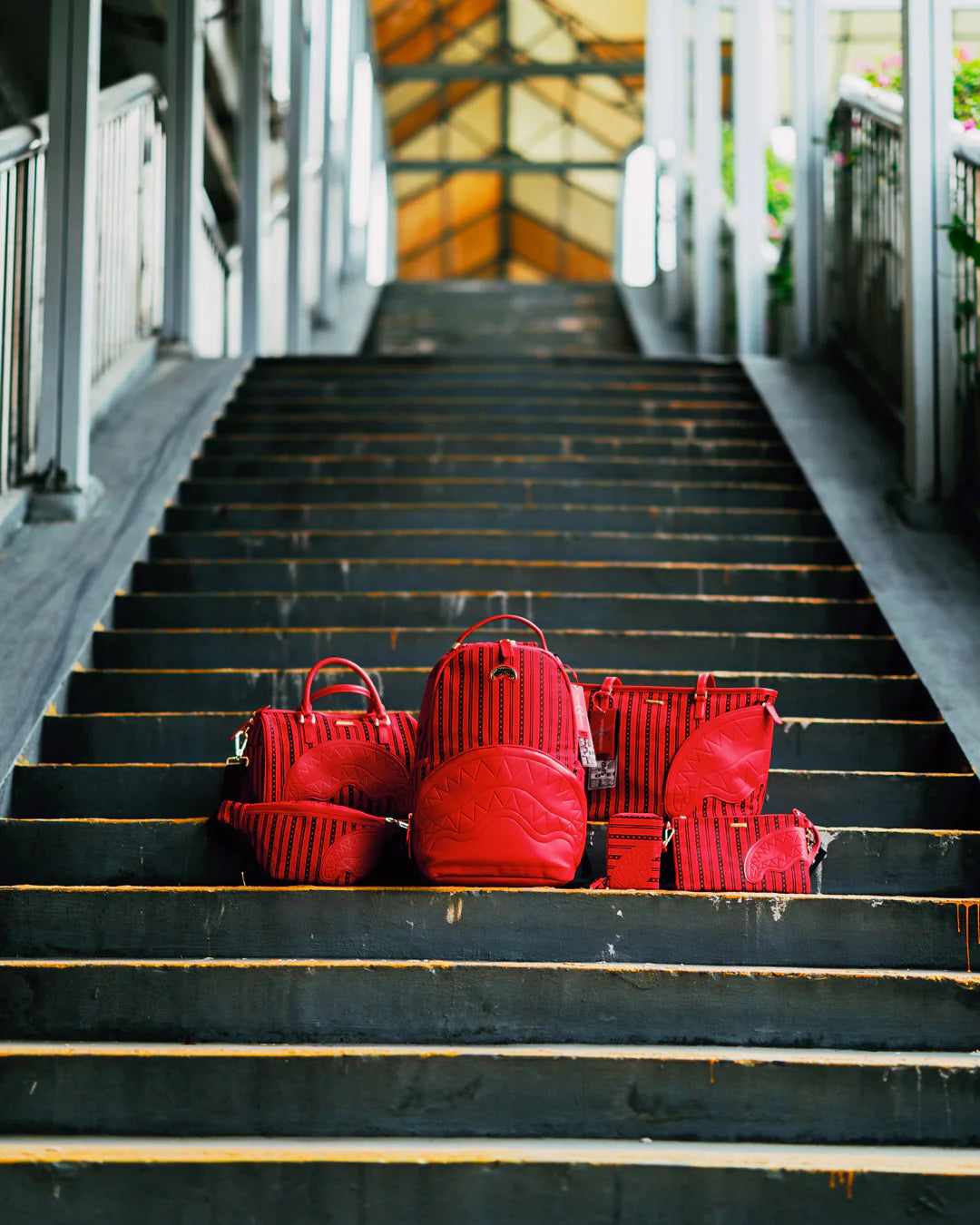 SPRAYGROUND SKYCHAIN SUPPLYCHAIN SAVVY CROSSBODY