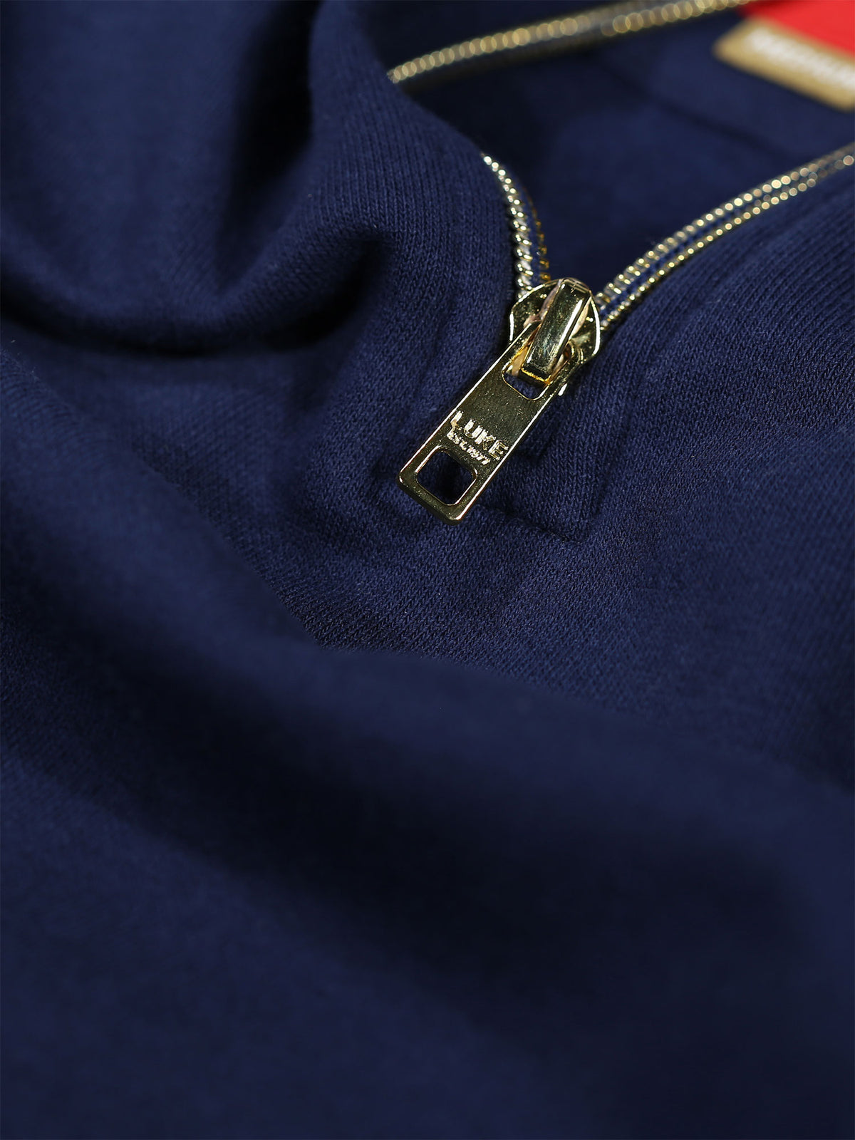 Boy's sweatshirt with quarter-zip and fleece, zip detail view