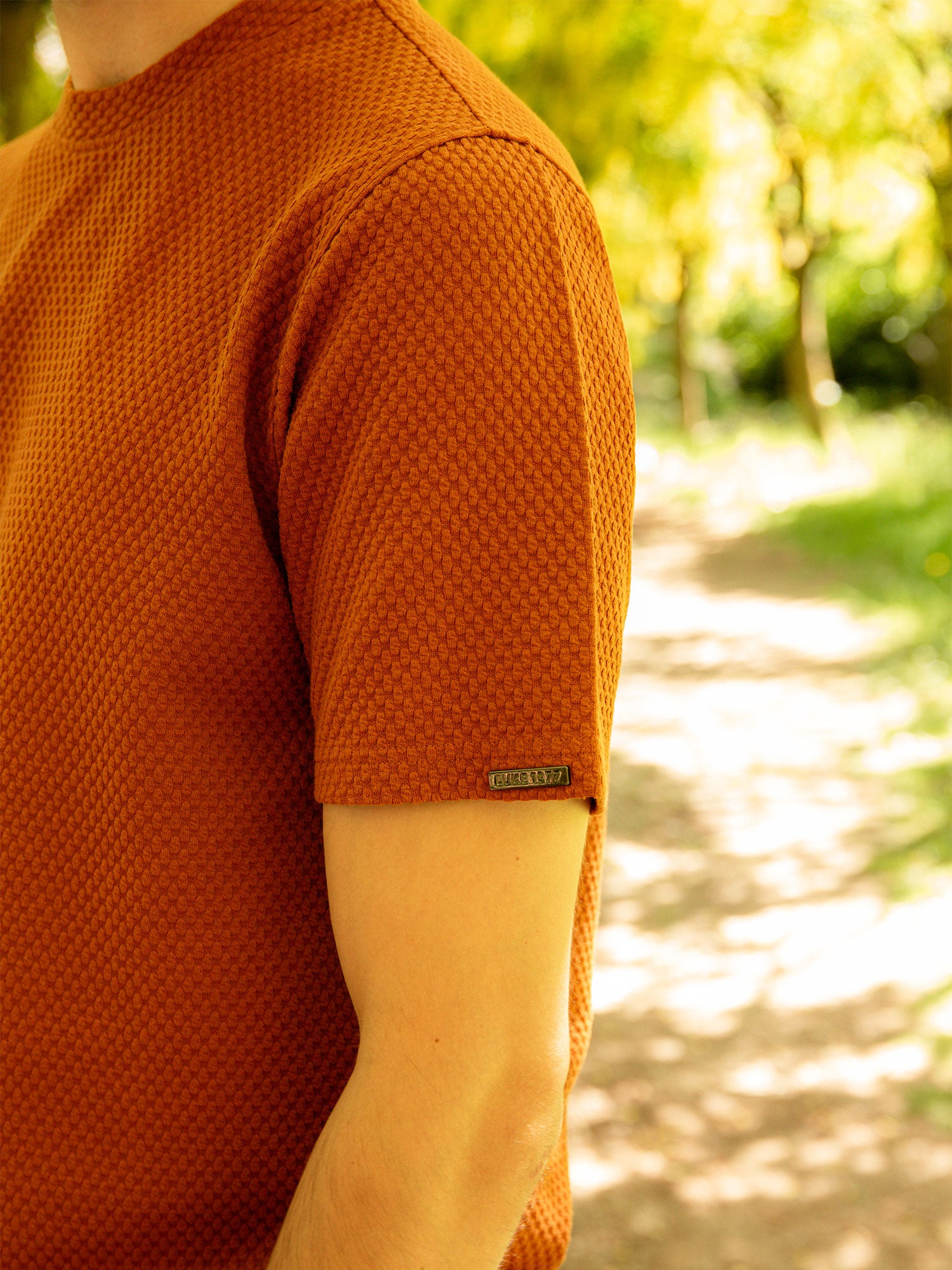 ALBORAN TEXTURED T-SHIRT