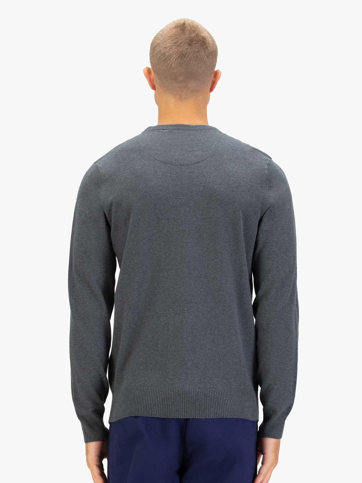 Men's grey jumper.