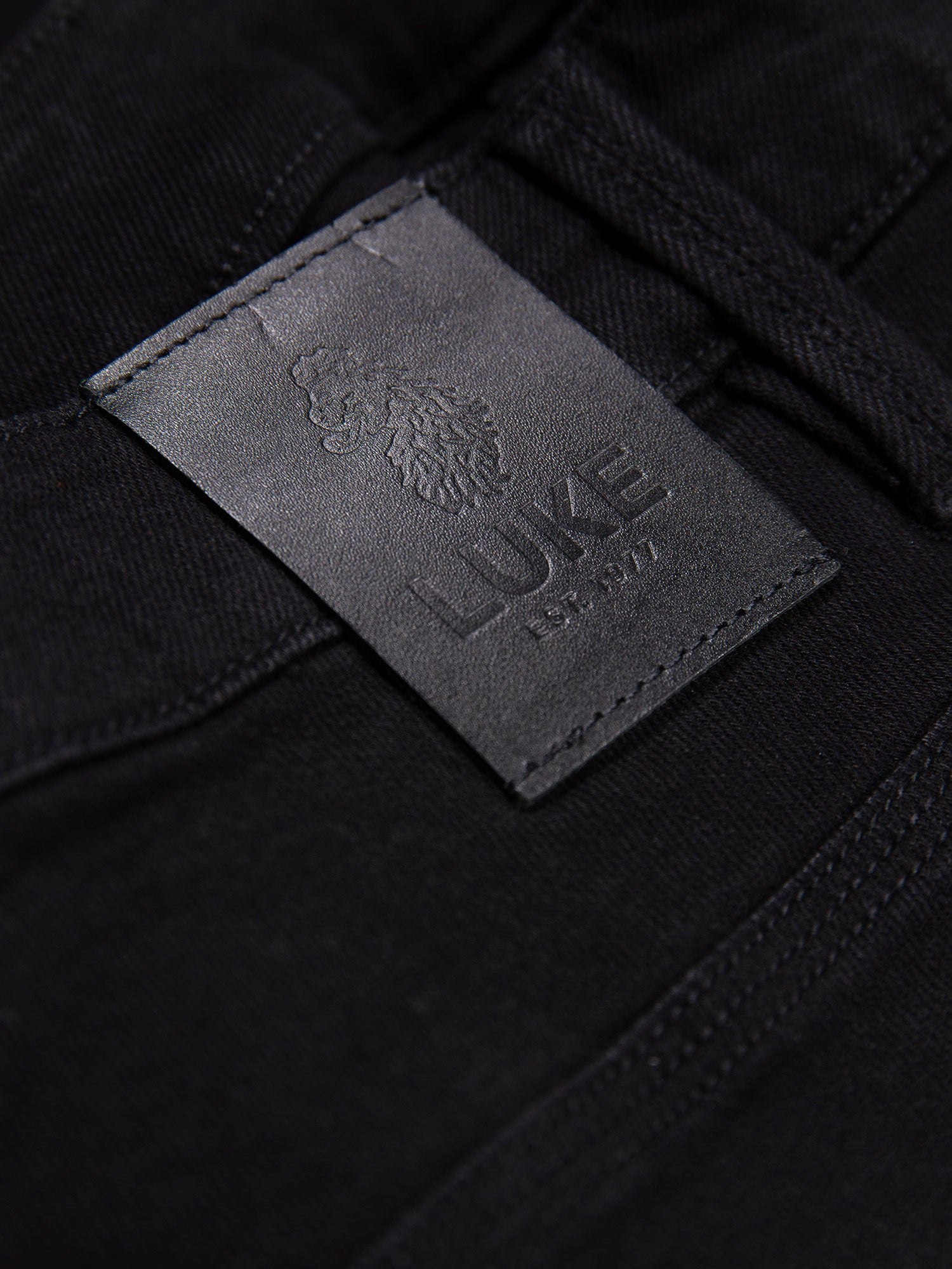 FREDDIE FAST STRAIGHT LEG BLACK JEANS