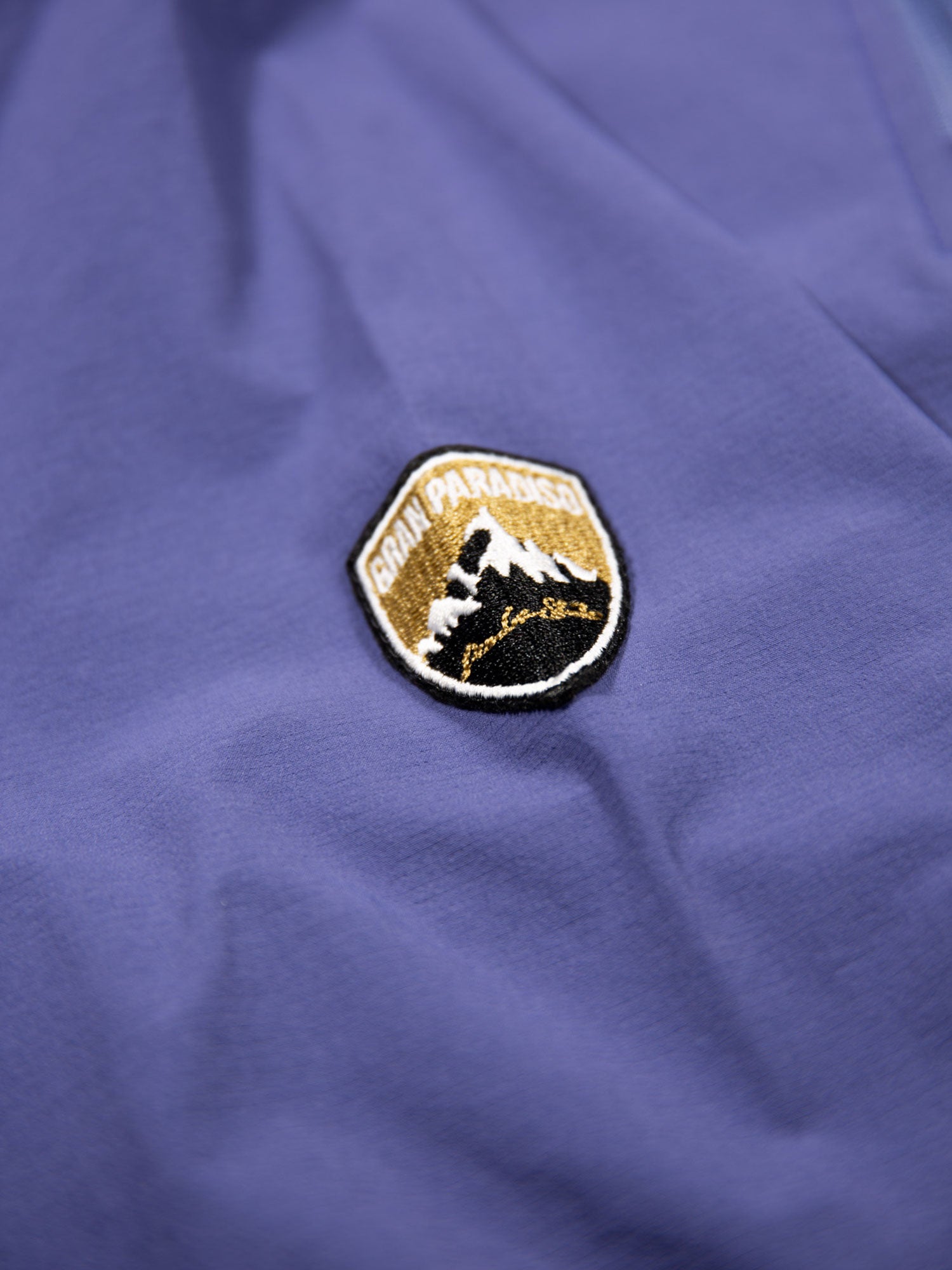 GRAVURE 1/4 ZIP OUTDOOR NYLON SWEAT