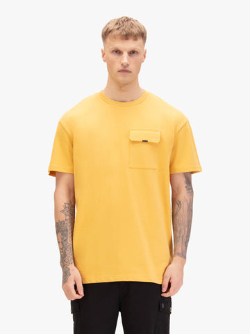Men's relaxed-fit yellow t-shirt with crew neck and short sleeves, front view