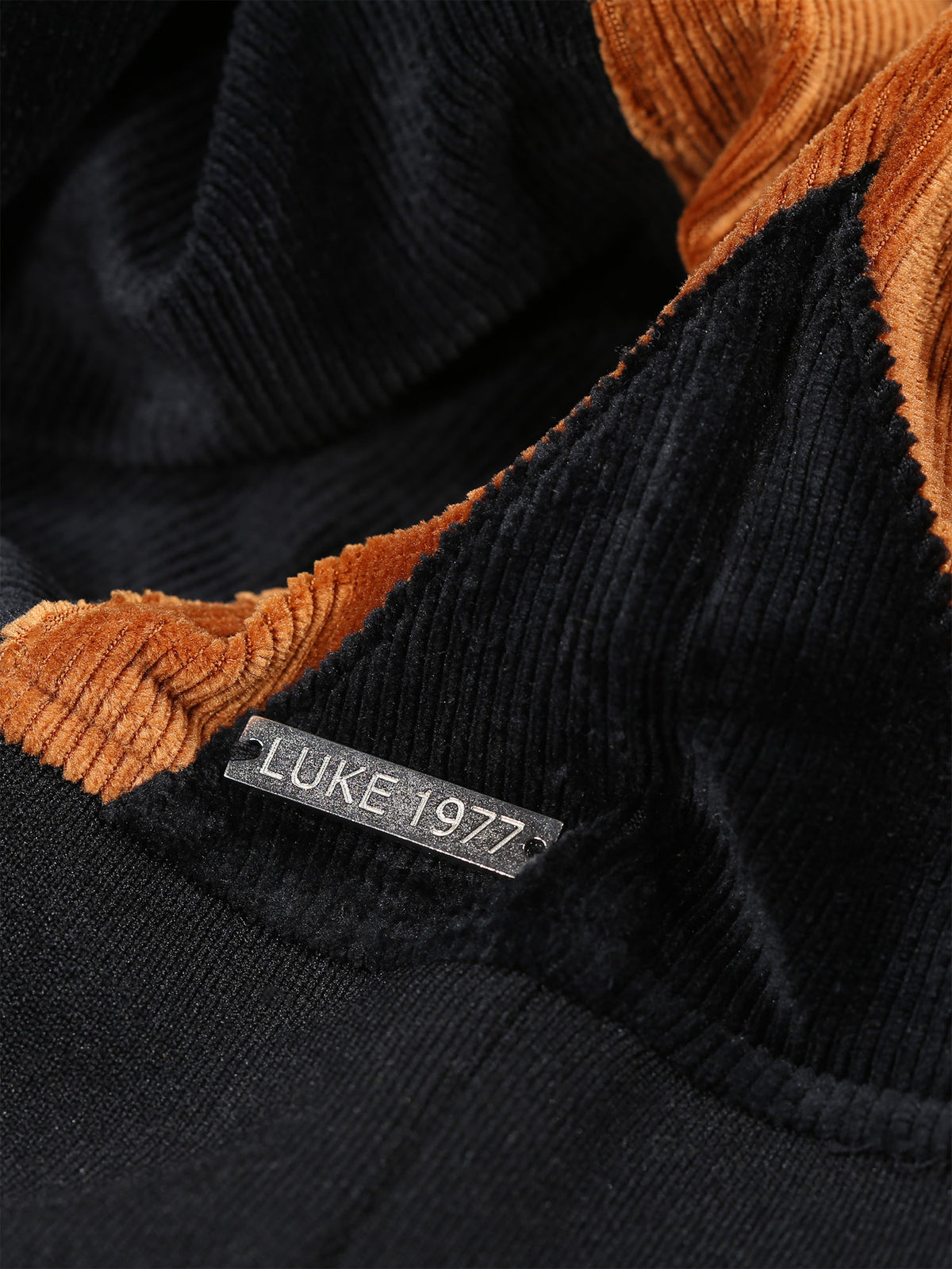 TAKSIM ZIP NECK CORD TEXTURED SWEAT