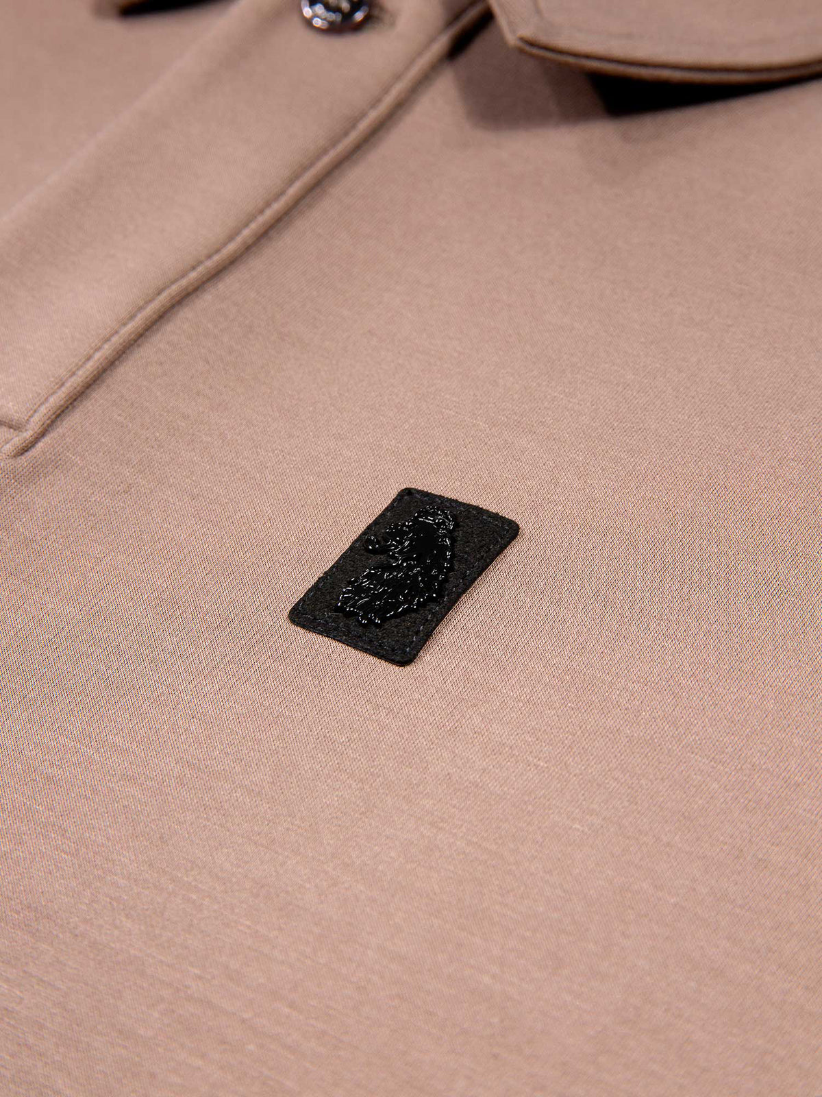 Men's brown polo shirt with polo collar, detail view 2