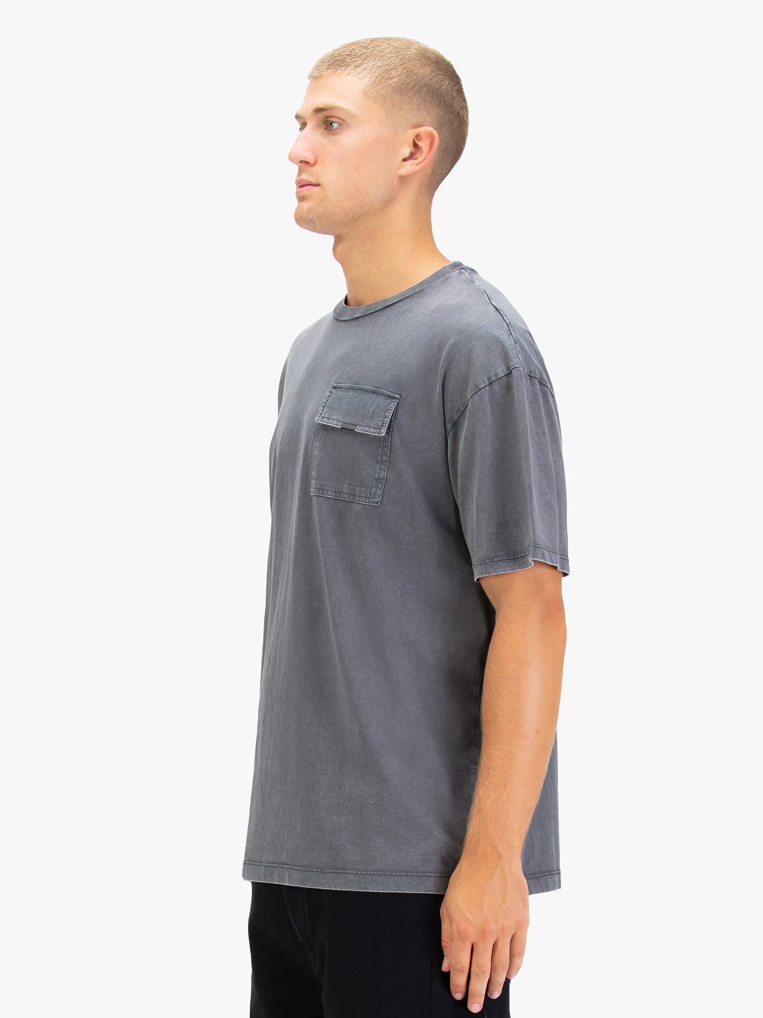 NEW PLONDA RELAXED FIT POCKET T-SHIRT