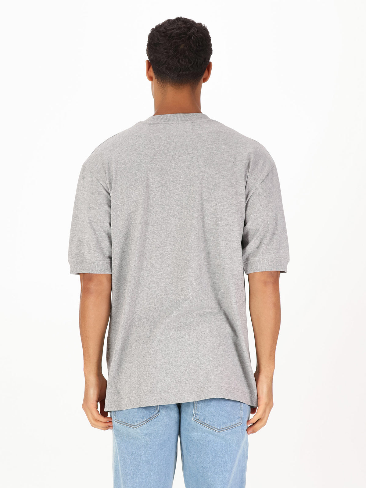 WHO WEARS THE T-SHIRT