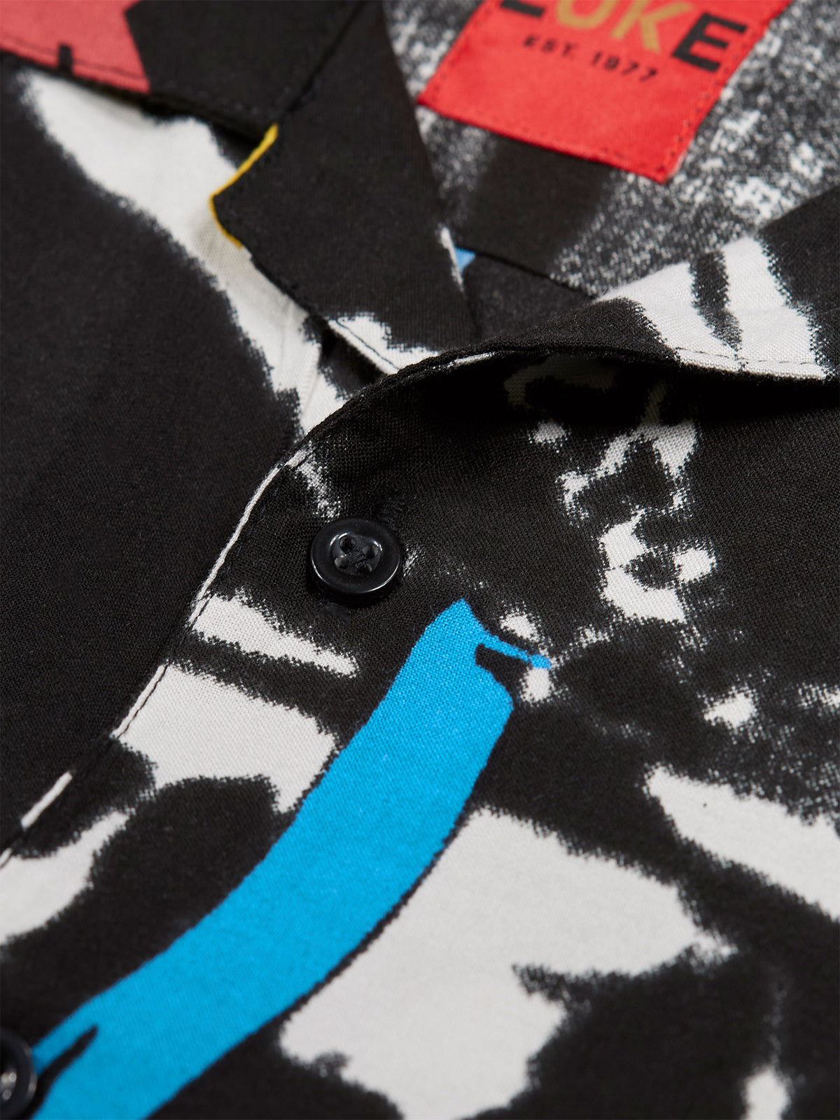 CALALA ISLAND PRINTED SHORT SLEEVE SHIRT