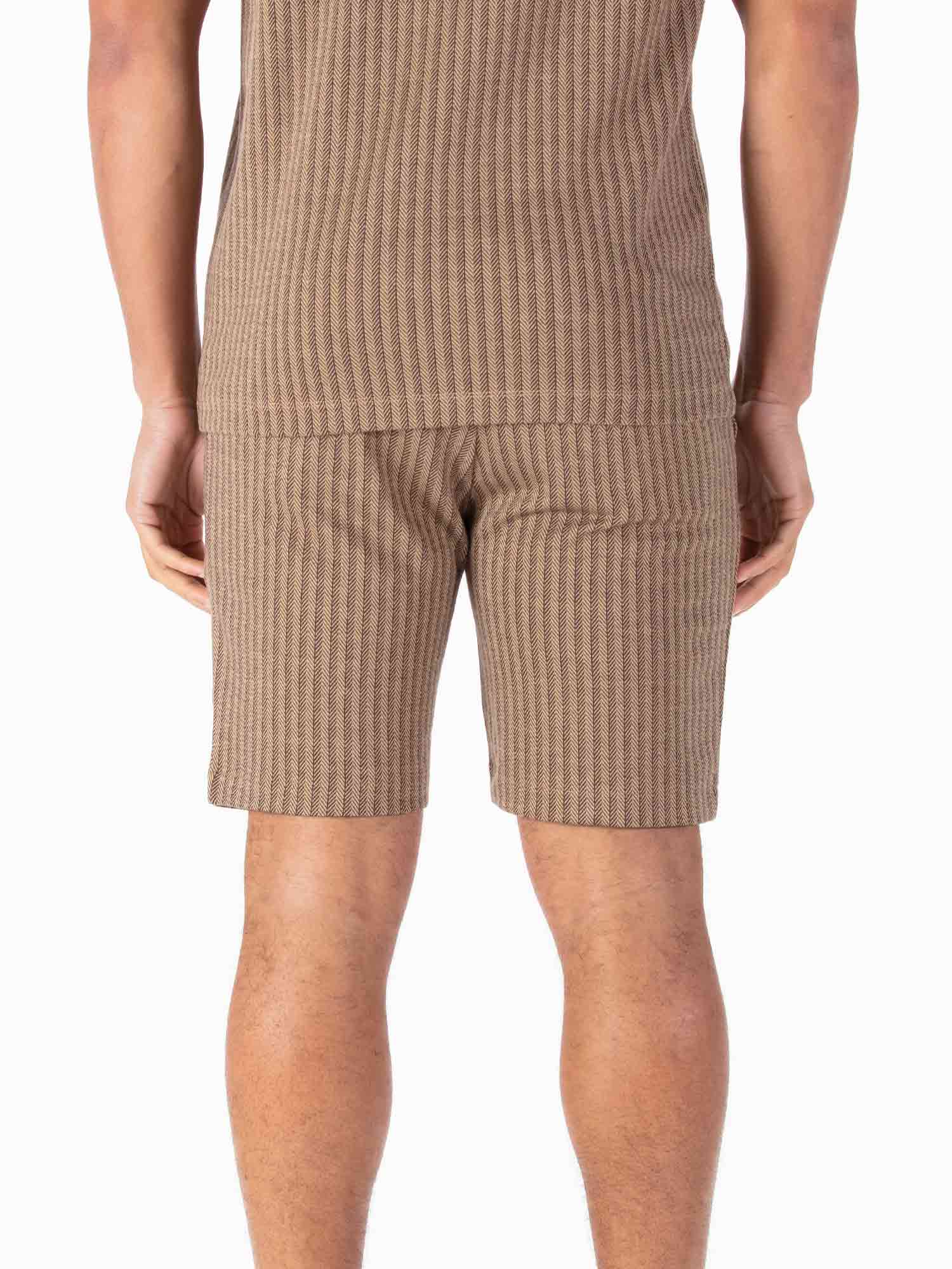 LAKI TEXTURED SHORTS