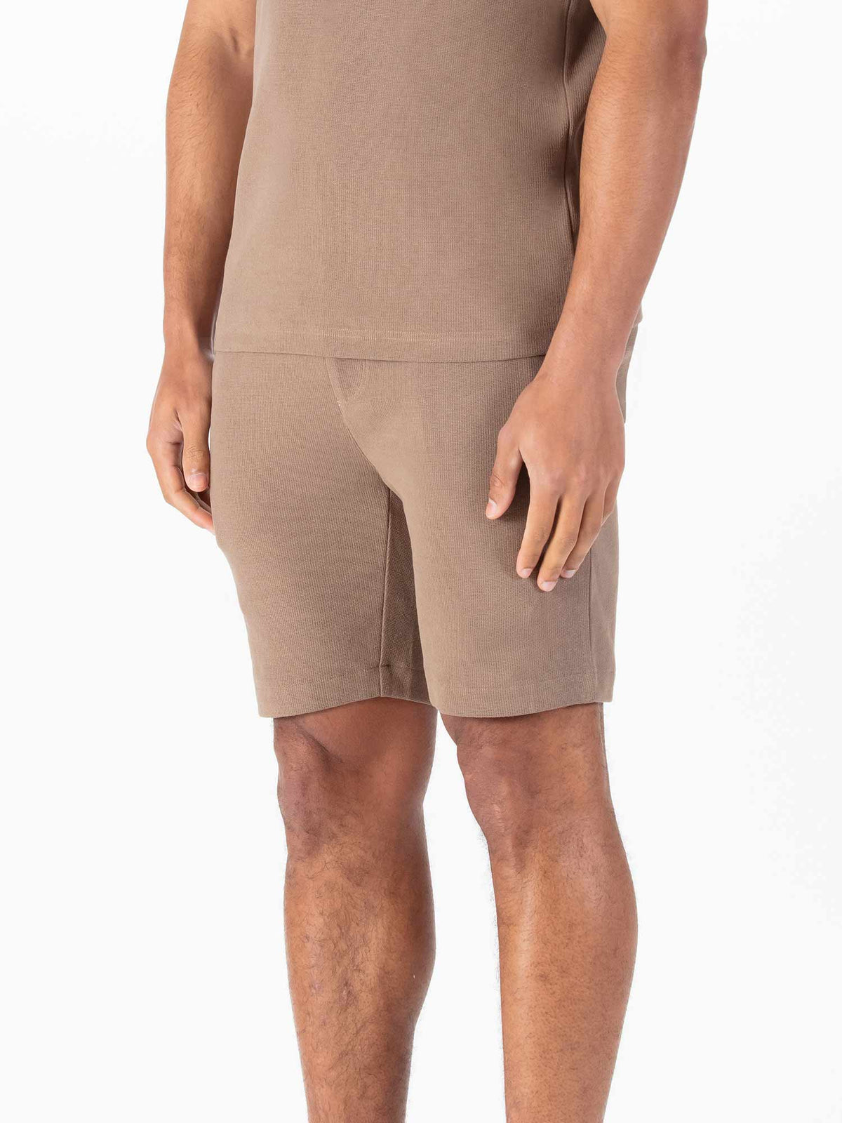 LAKI TEXTURED SHORTS