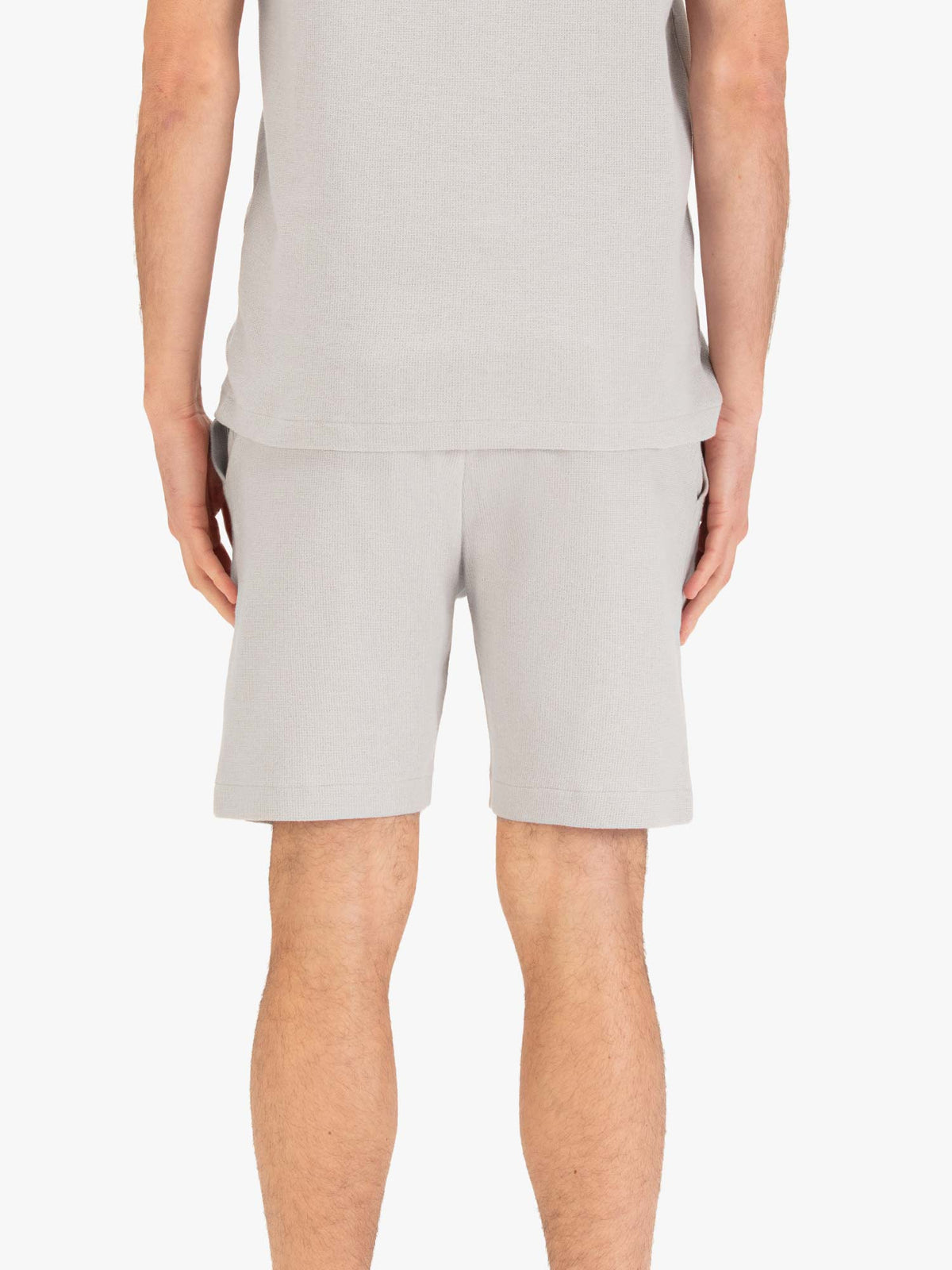 LAKI TEXTURED SHORTS