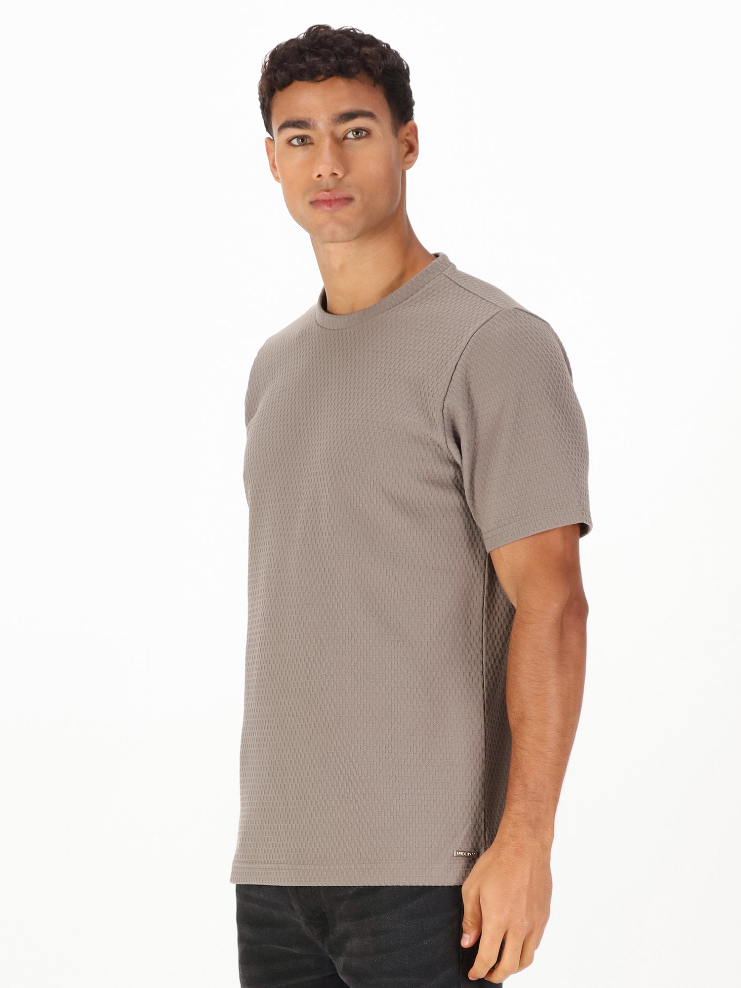 ARMILLA JACQUARD WAFFLE TEXTURED T-SHIRT