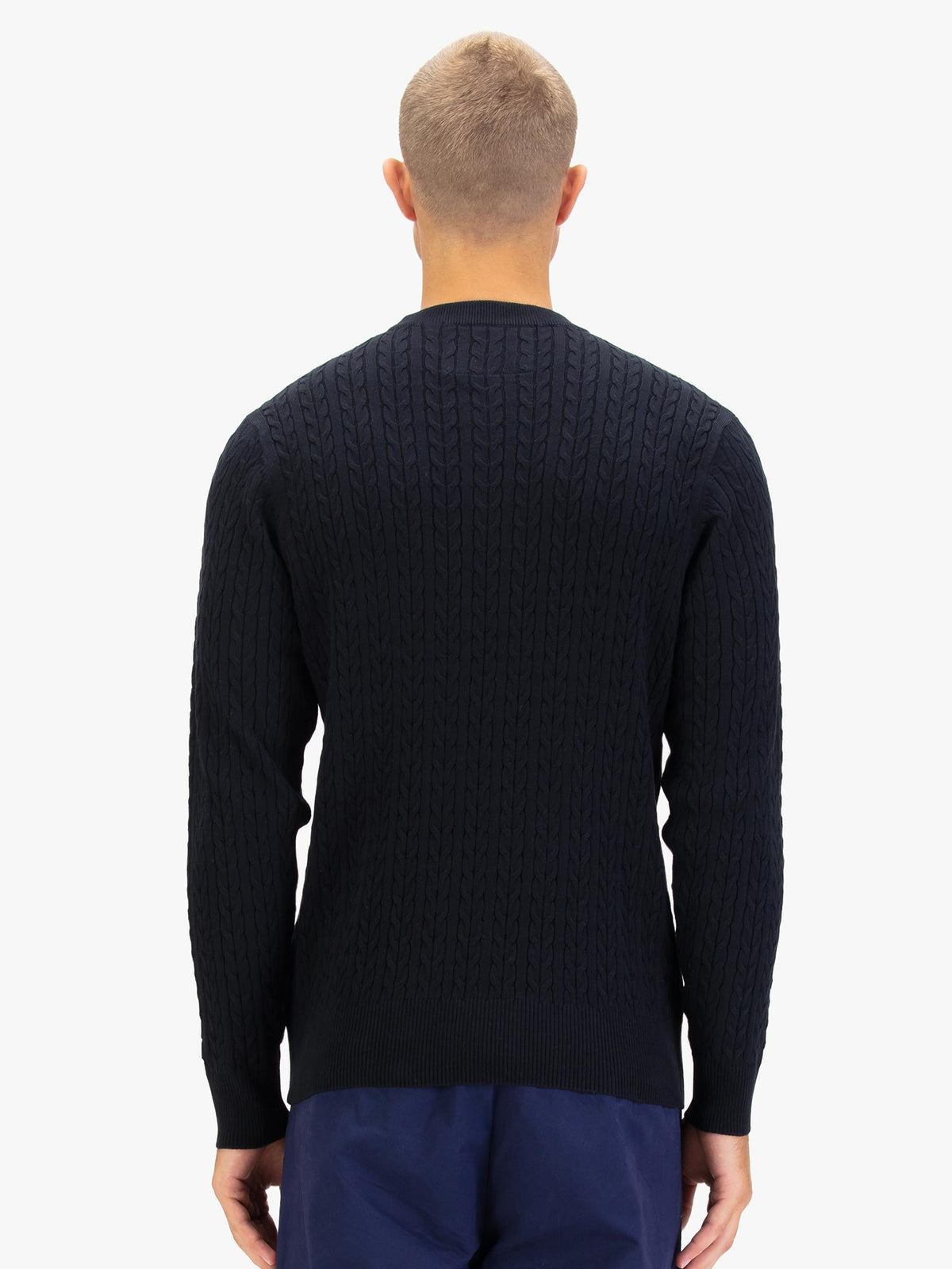THE HAMPTONS TEXTURED KNITTED JUMPER