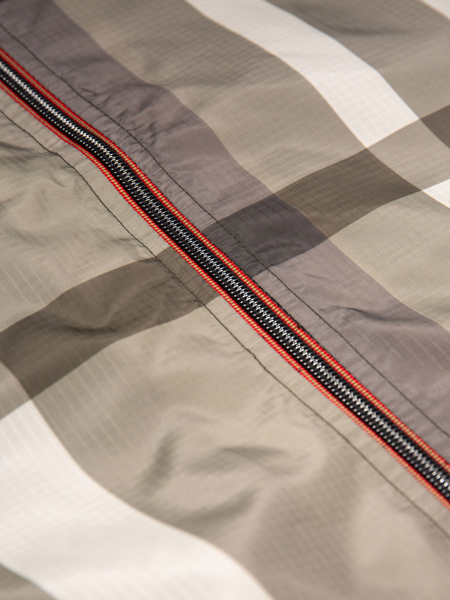 GARNEDD LIGHTWEIGHT NYLON JACKET