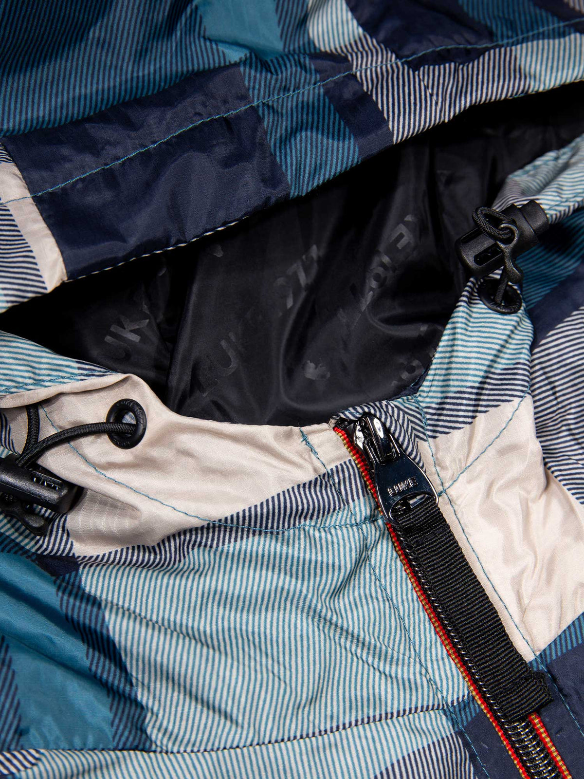 Men's blue jacket with zip-up front, detail view 1