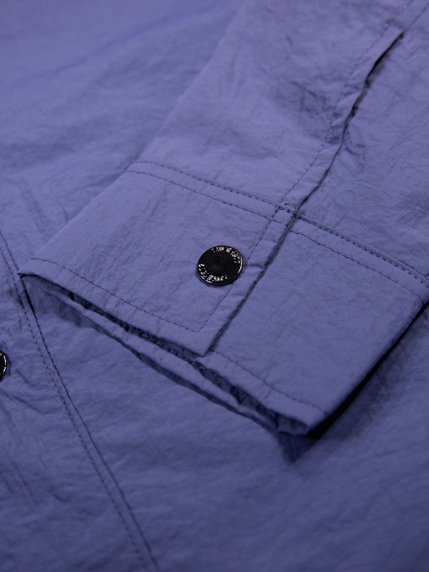 SEATTLE CRINKLED NYLON SHACKET