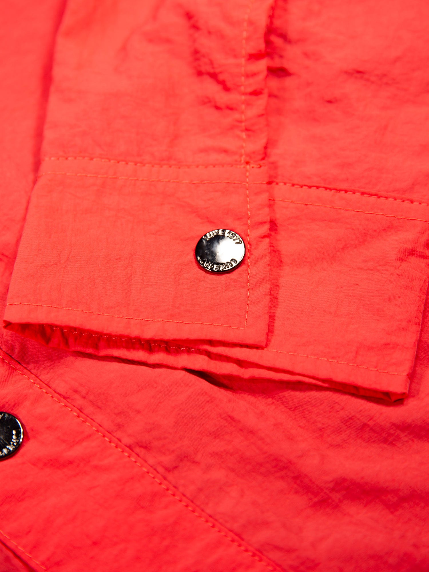 SEATTLE CRINKLED NYLON SHACKET