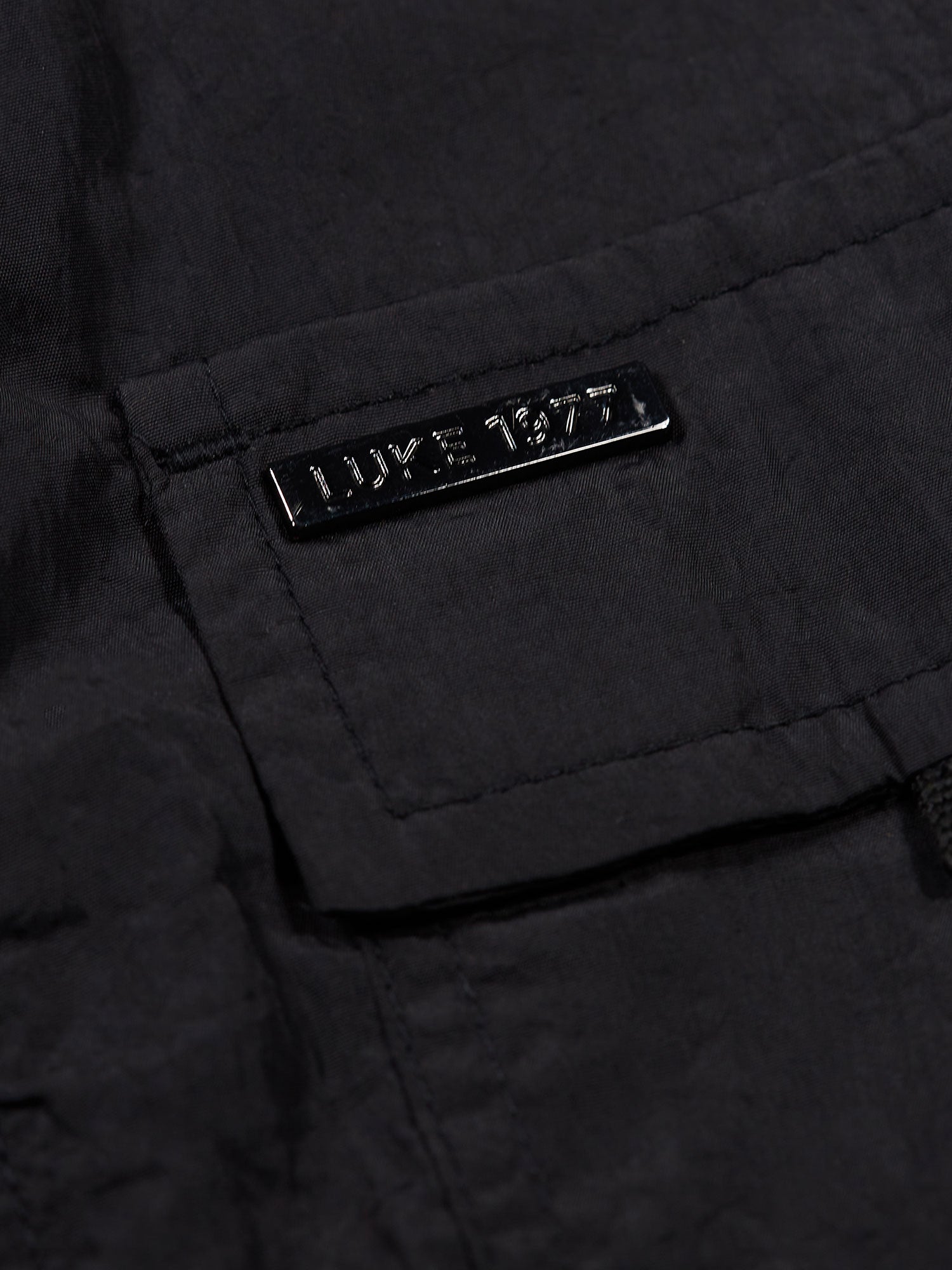 DENVER CRINKLED NYLON HOODED JACKET